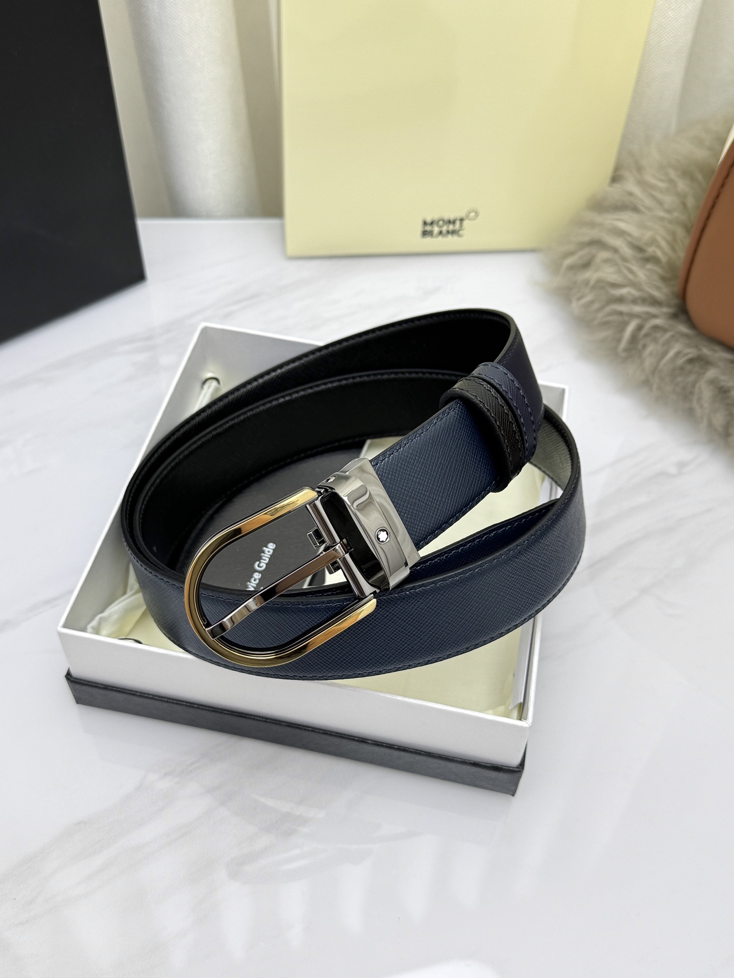 NO:820829,Montblanc Montblanc 3.5cm wide, made of first-layer cowhide, fine pin buckle, free-cut business casual belt, belt, montblanc, cowhide19860909Montblanc万宝龙 宽3.5cm 采用头层牛皮 精品针式扣头 自由裁剪商务休闲皮带,皮带,montblanc,cowhide,Belt