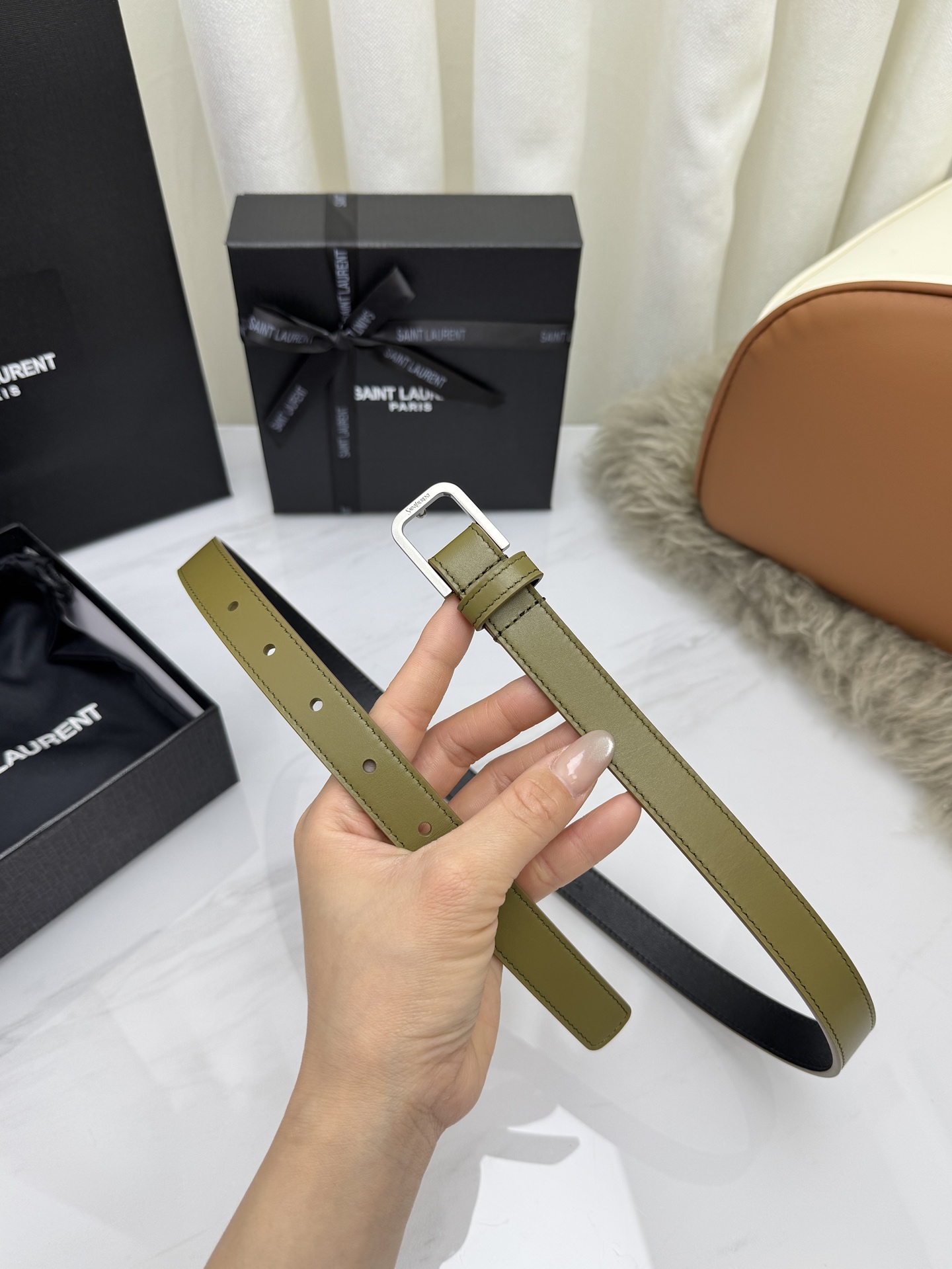 Saint Laurent 圣罗兰女士腰带皮带 原厂真金电渡扣头，意大利原厂皮，宽2.0cm，代购级。