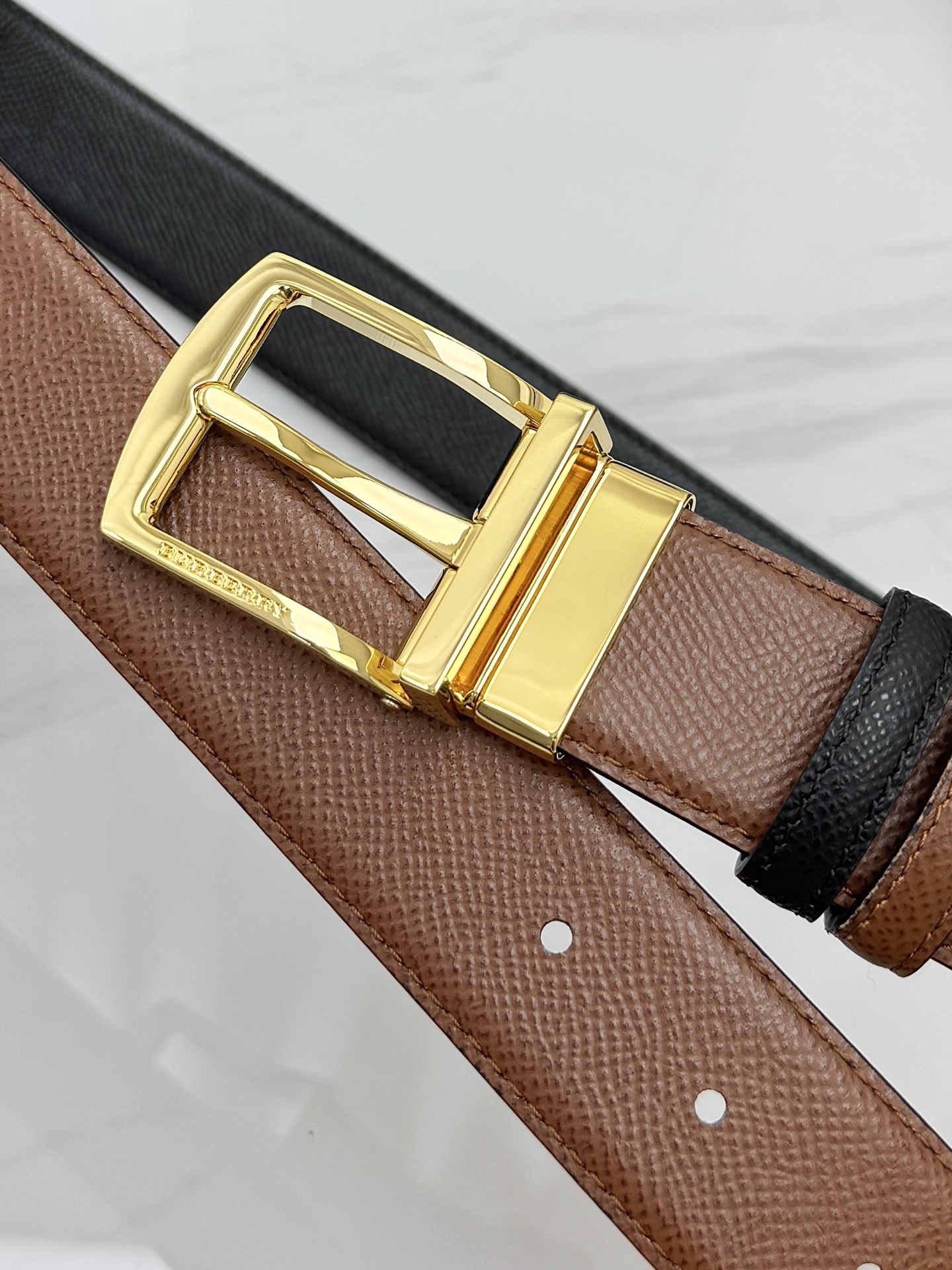 Burberry Reversible Leather Belt 