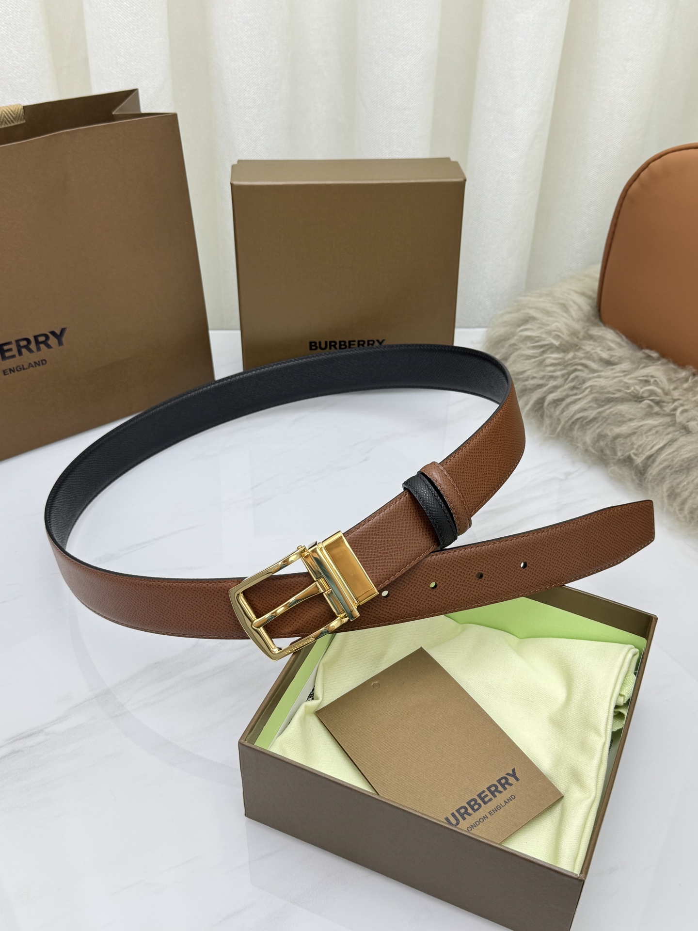 Burberry Reversible Leather Belt 
