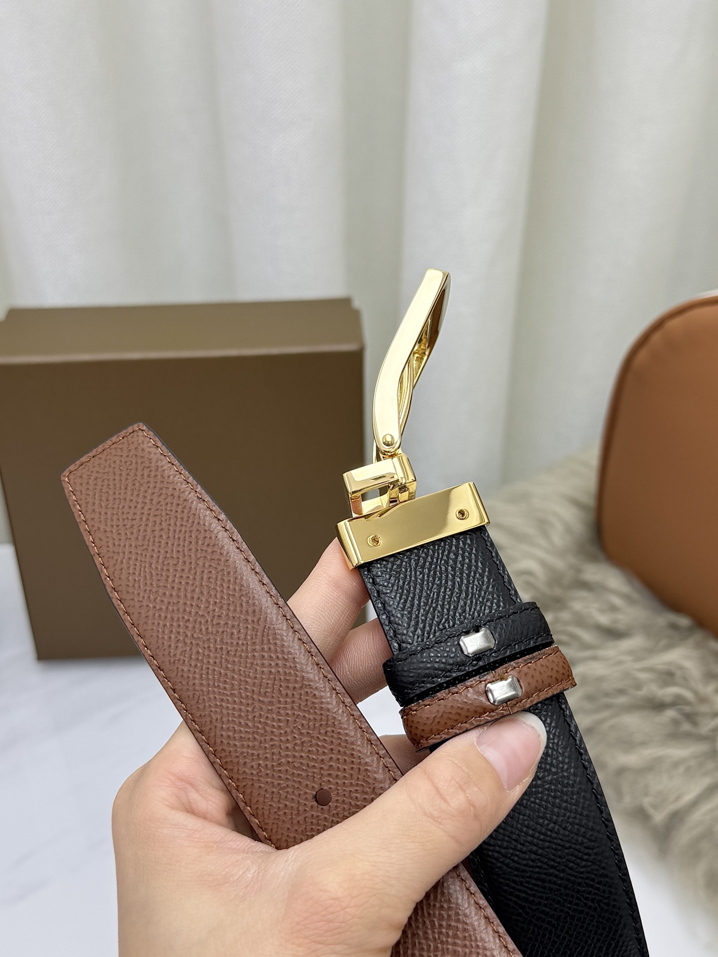 Burberry Reversible Leather Belt 