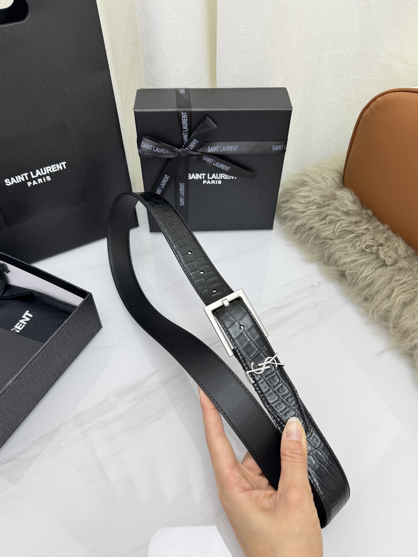 Saint Laurent 圣罗兰女士腰带皮带 原厂真金电渡扣头，意大利原厂皮，宽3.0cm，代购级。