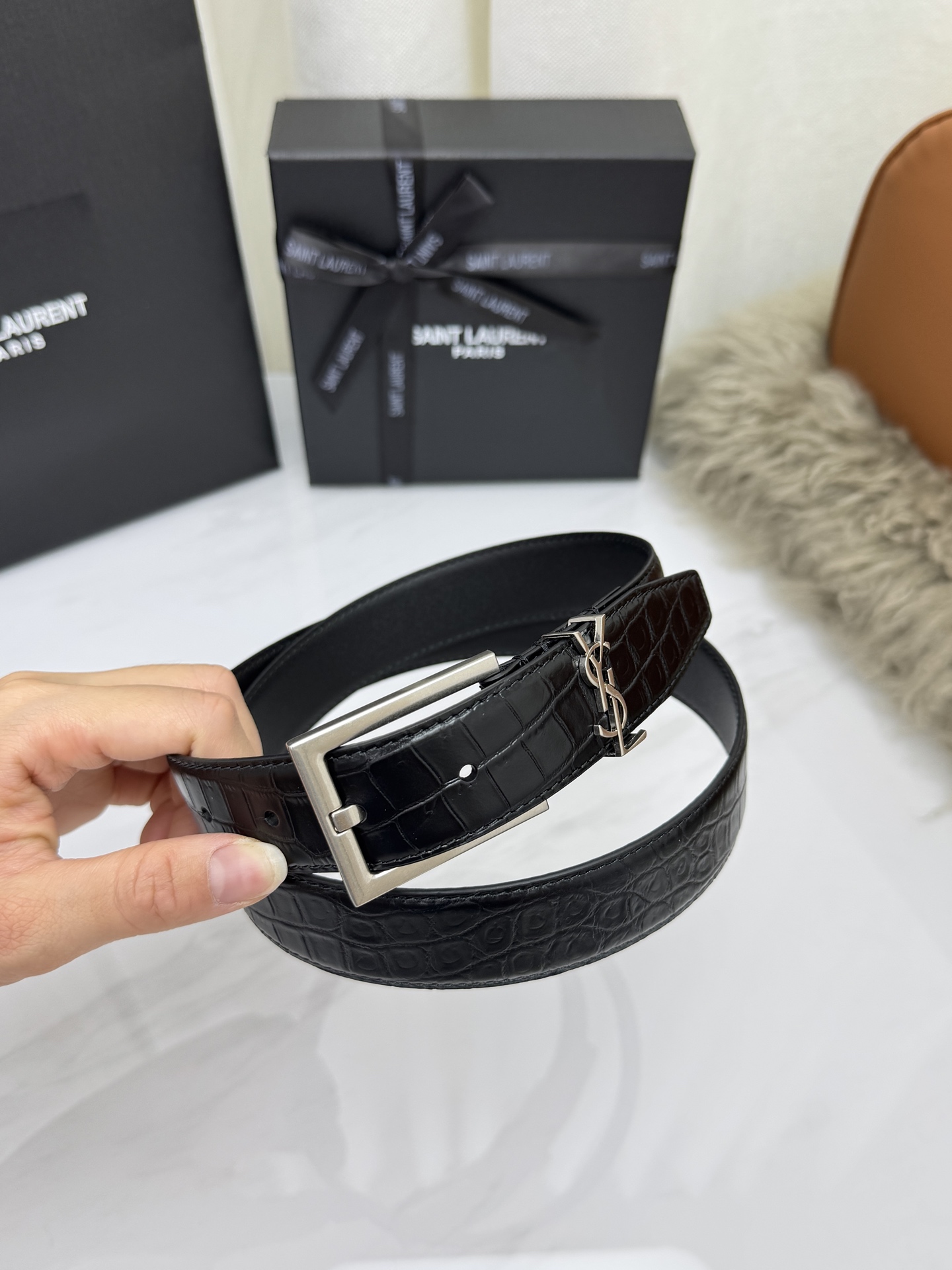 Saint Laurent 圣罗兰女士腰带皮带 原厂真金电渡扣头，意大利原厂皮，宽3.0cm，代购级。
