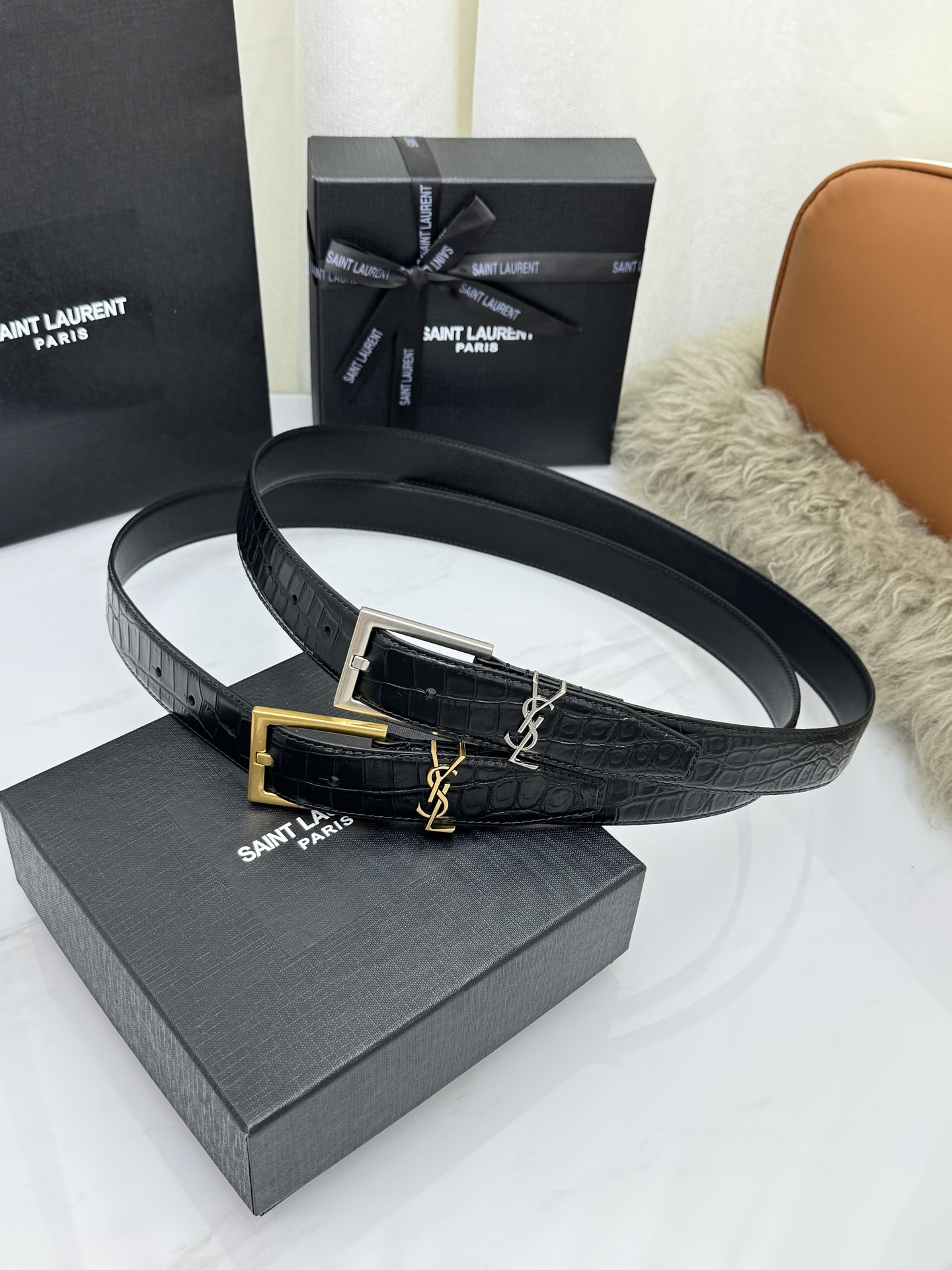 Saint Laurent 圣罗兰女士腰带皮带 原厂真金电渡扣头，意大利原厂皮，宽3.0cm，代购级。