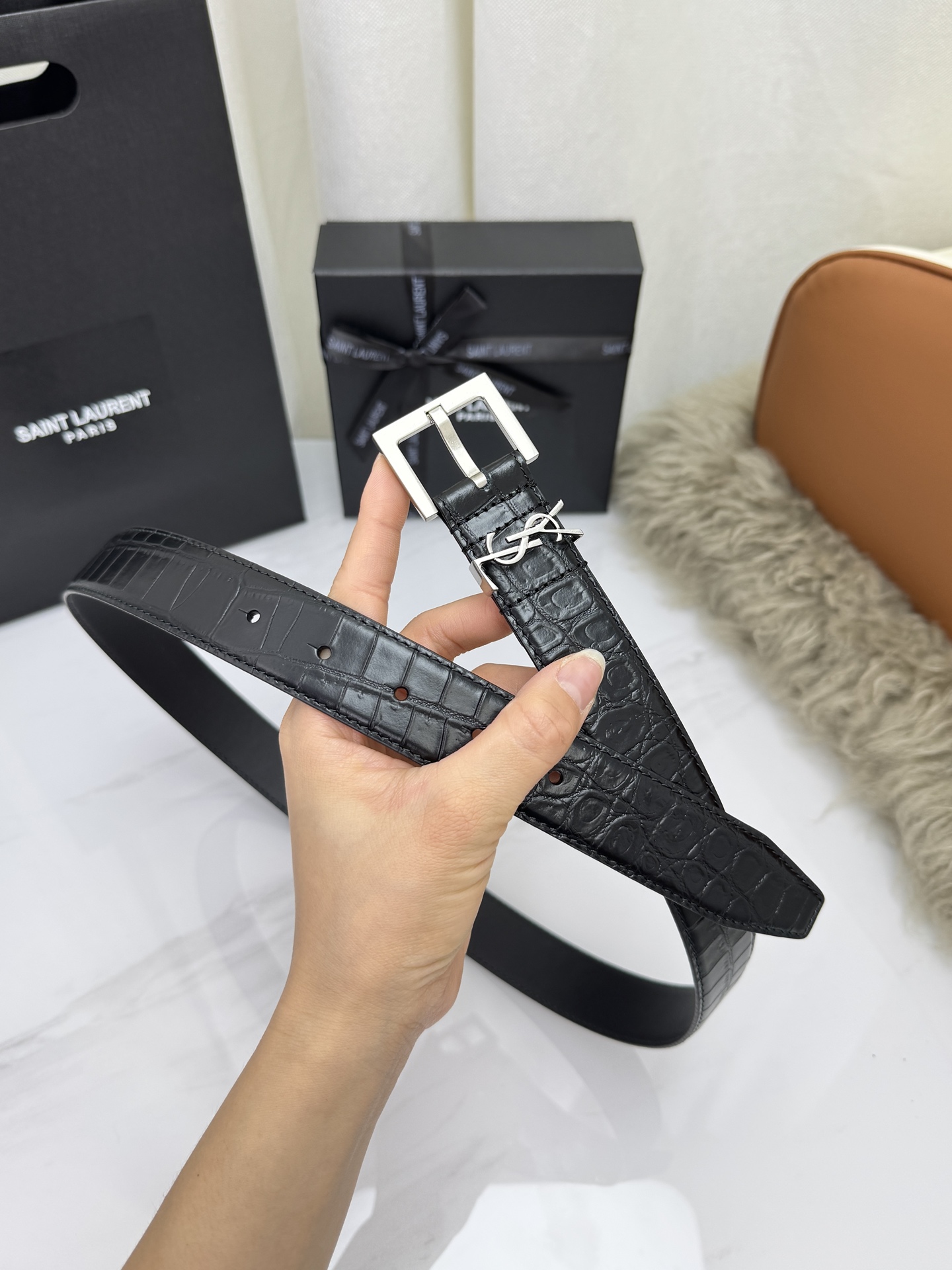 Saint Laurent 圣罗兰女士腰带皮带 原厂真金电渡扣头，意大利原厂皮，宽3.0cm，代购级。