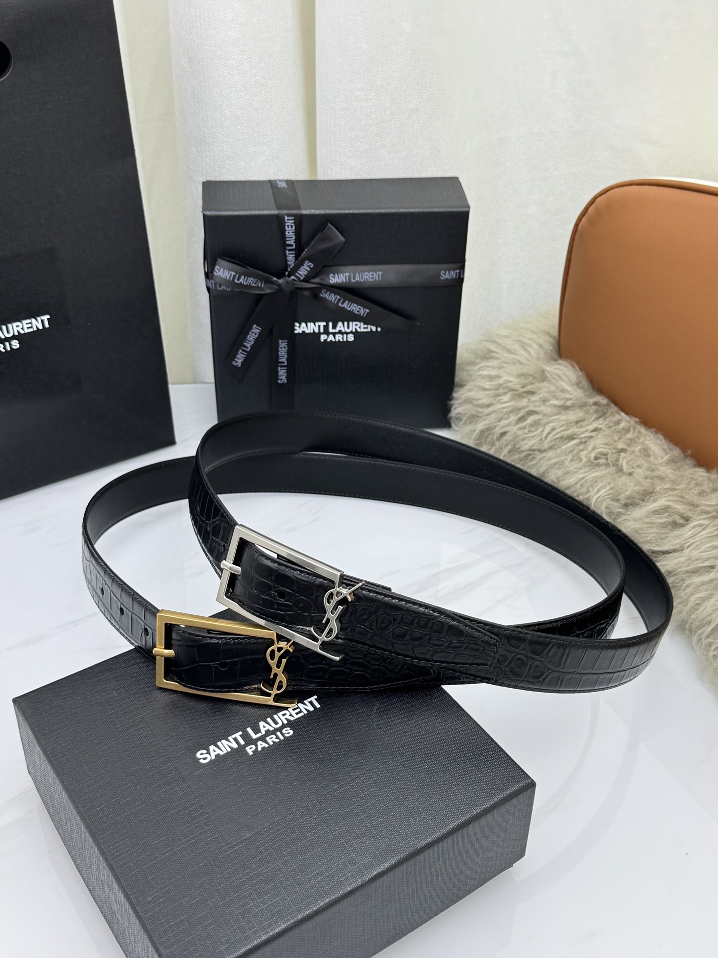 Saint Laurent 圣罗兰女士腰带皮带 原厂真金电渡扣头，意大利原厂皮，宽3.0cm，代购级。
