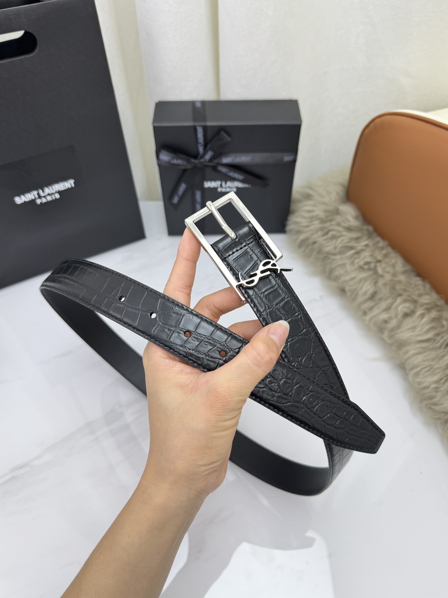 Saint Laurent 圣罗兰女士腰带皮带 原厂真金电渡扣头，意大利原厂皮，宽3.0cm，代购级。