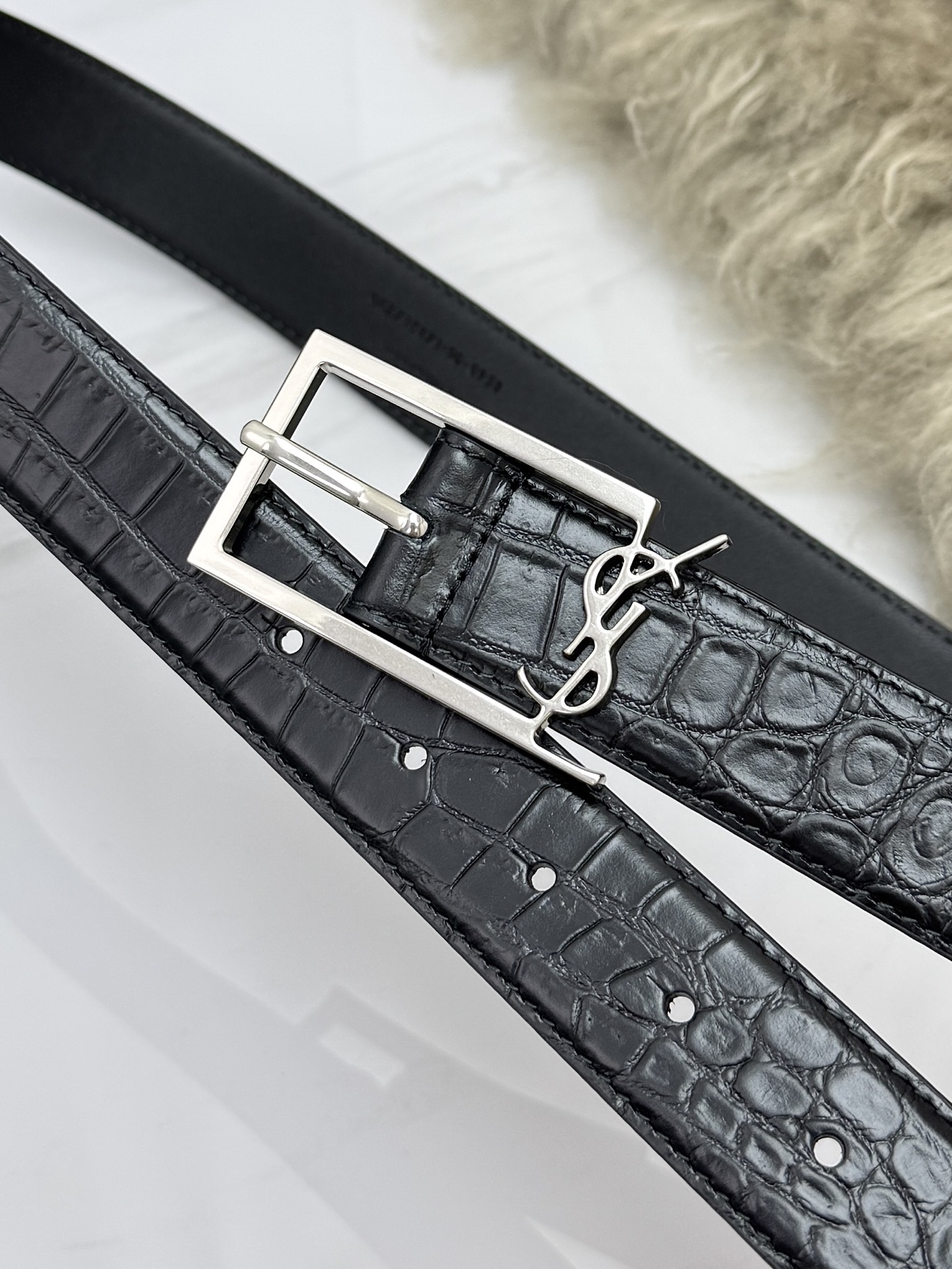 Saint Laurent 圣罗兰女士腰带皮带 原厂真金电渡扣头，意大利原厂皮，宽3.0cm，代购级。