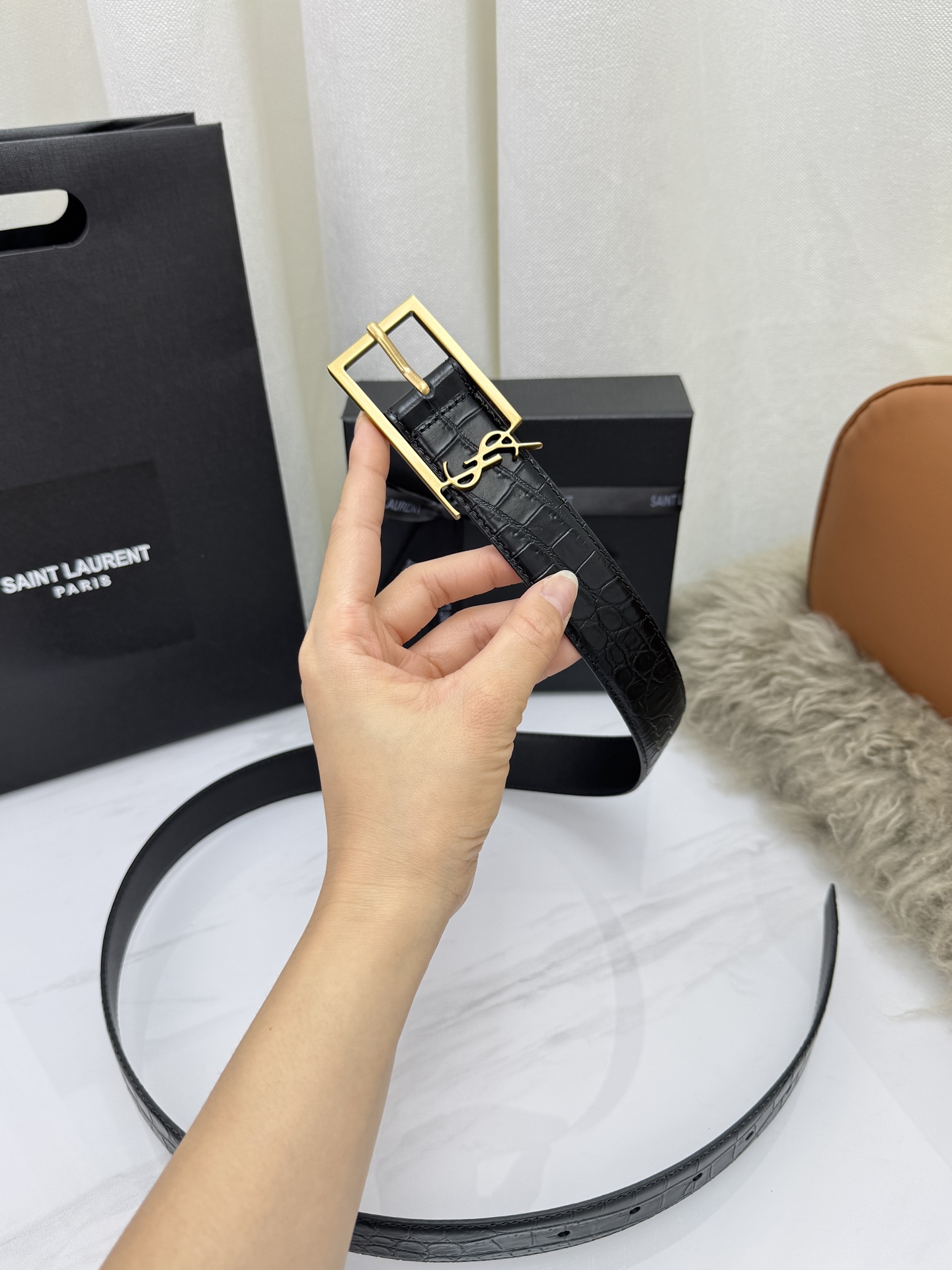 Saint Laurent 圣罗兰女士腰带皮带 原厂真金电渡扣头，意大利原厂皮，宽3.0cm，代购级。