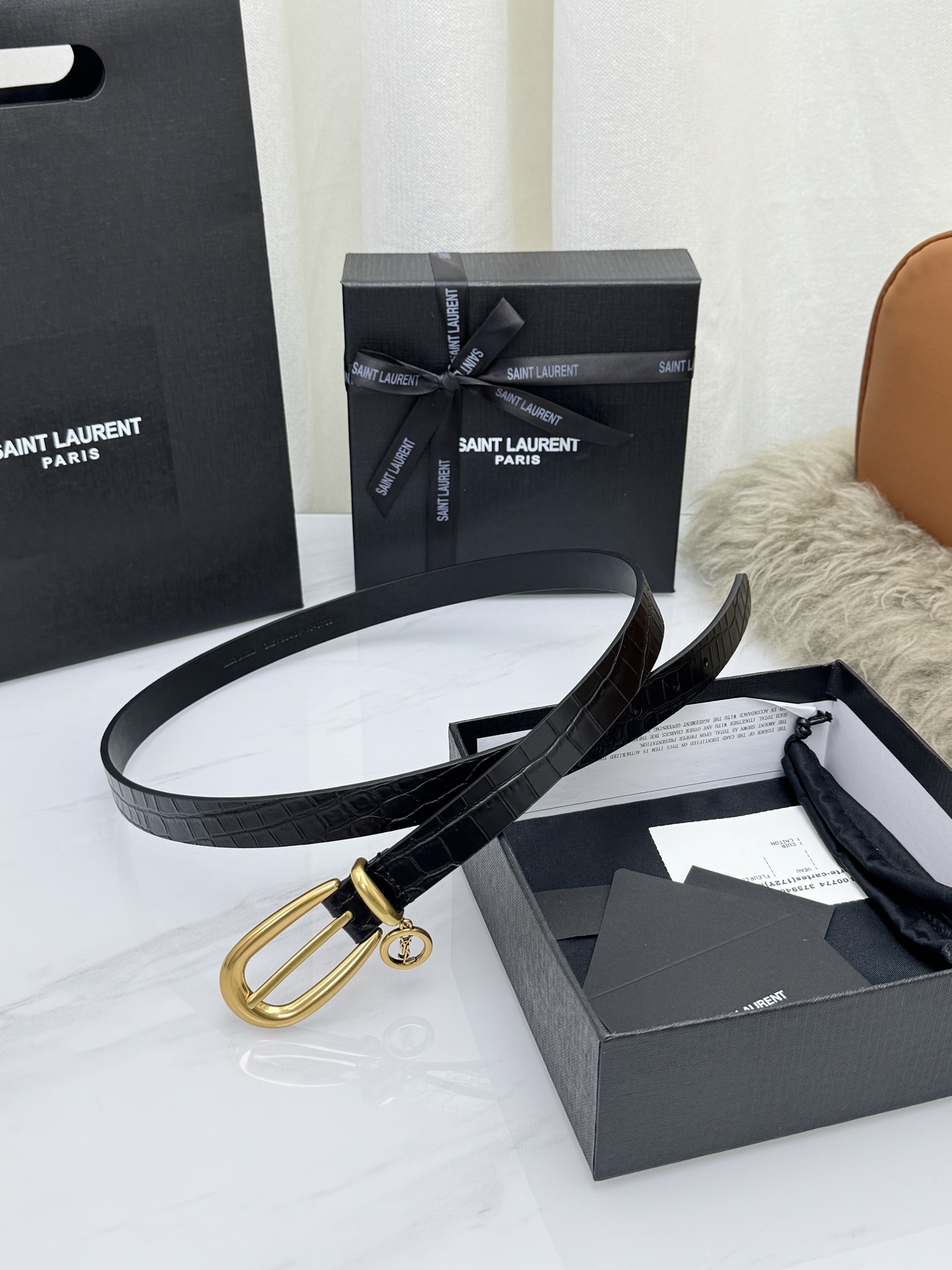 Saint Laurent 圣罗兰女士腰带皮带 原厂真金电渡扣头，意大利原厂皮，宽2.0cm，代购级。