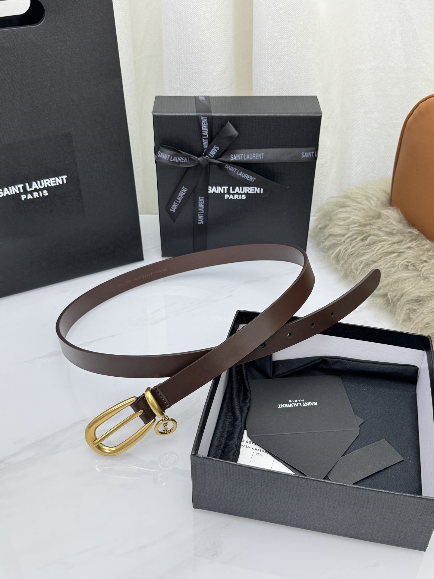 Saint Laurent 圣罗兰女士腰带皮带 原厂真金电渡扣头，意大利原厂皮，宽2.0cm，代购级。