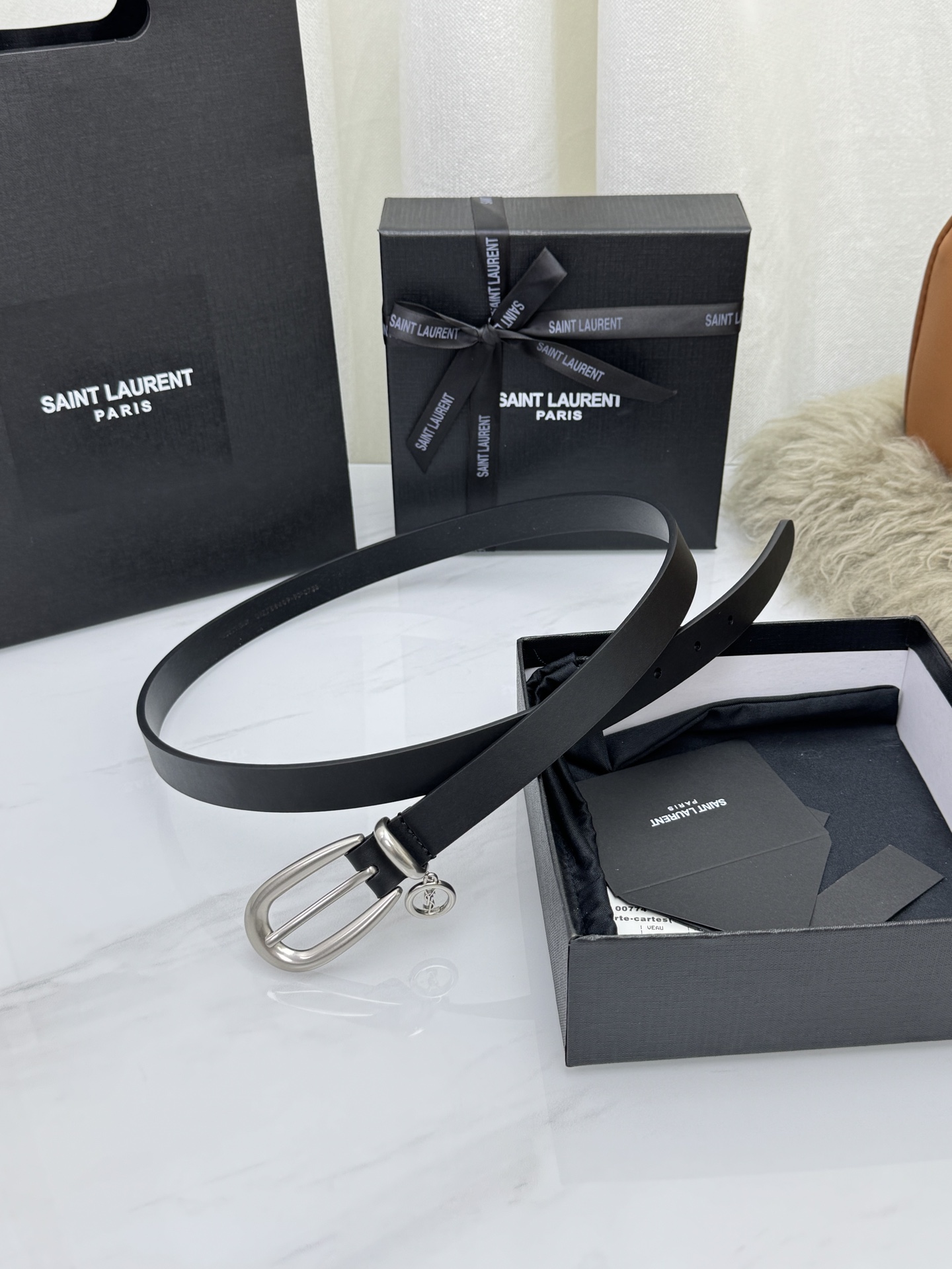 Saint Laurent 圣罗兰女士腰带皮带 原厂真金电渡扣头，意大利原厂皮，宽2.0cm，代购级。