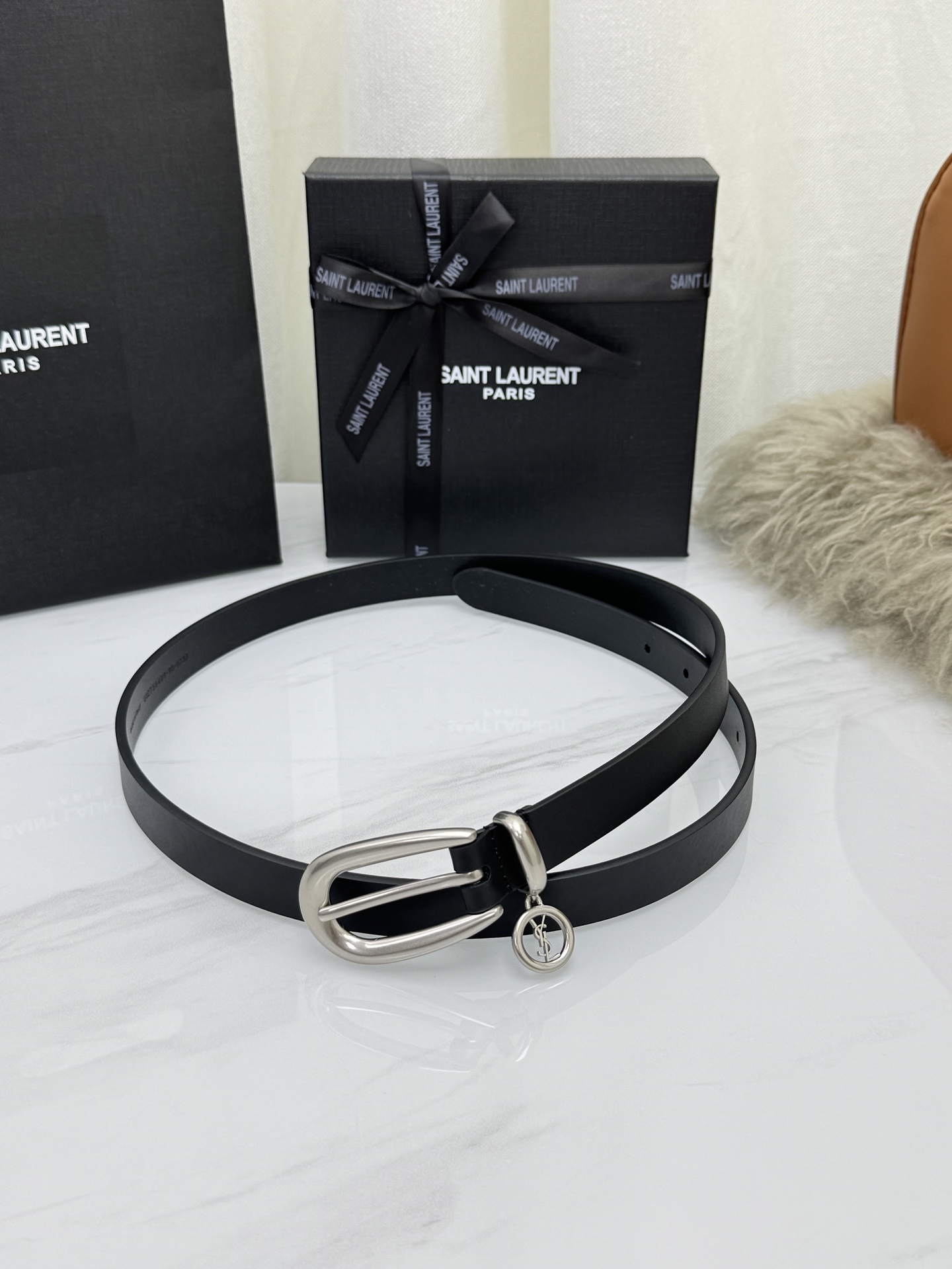 Saint Laurent 圣罗兰女士腰带皮带 原厂真金电渡扣头，意大利原厂皮，宽2.0cm，代购级。