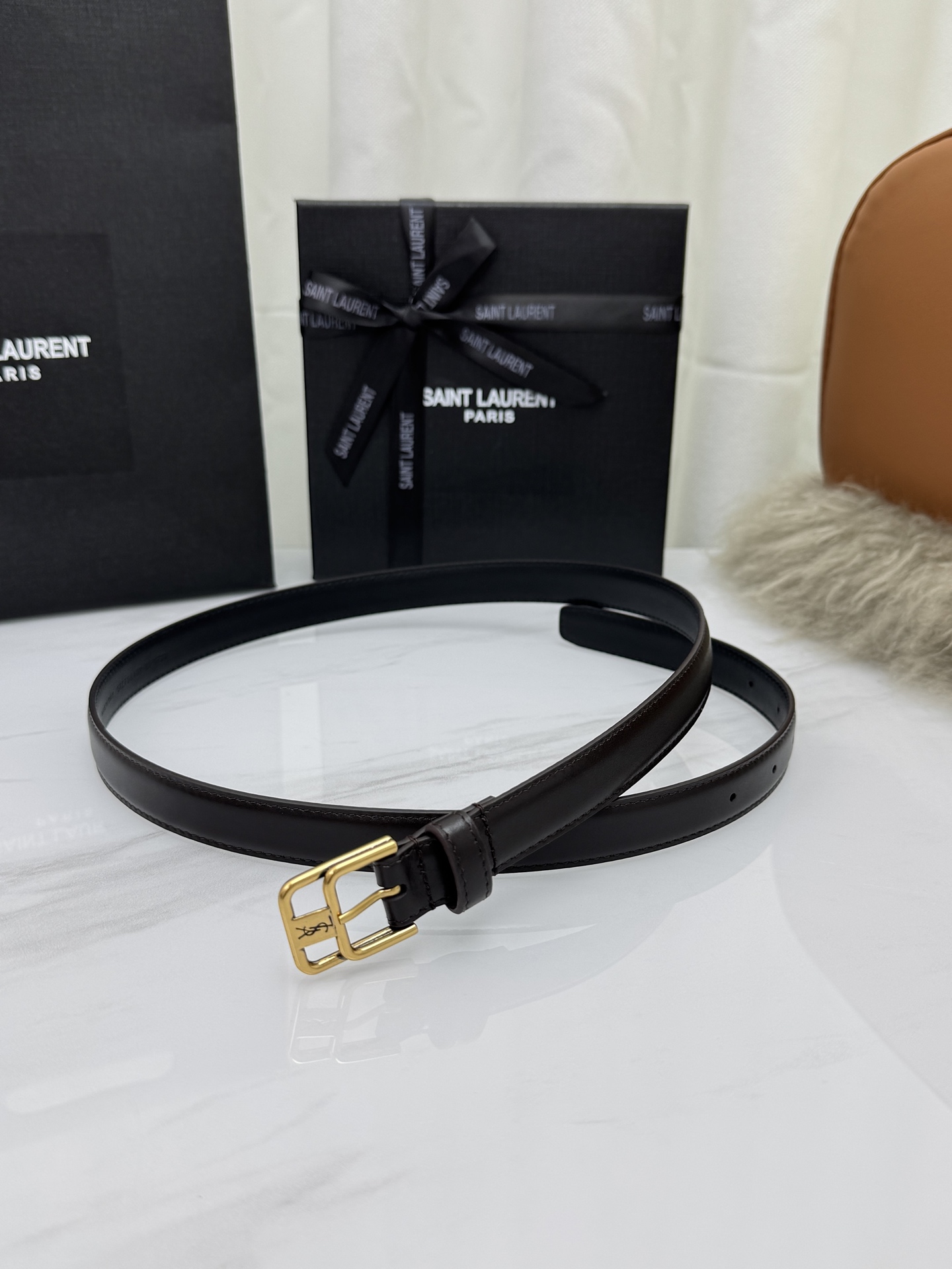 Saint Laurent 圣罗兰女士腰带皮带 原厂真金电渡扣头，意大利原厂皮，宽2.0cm，代购级。