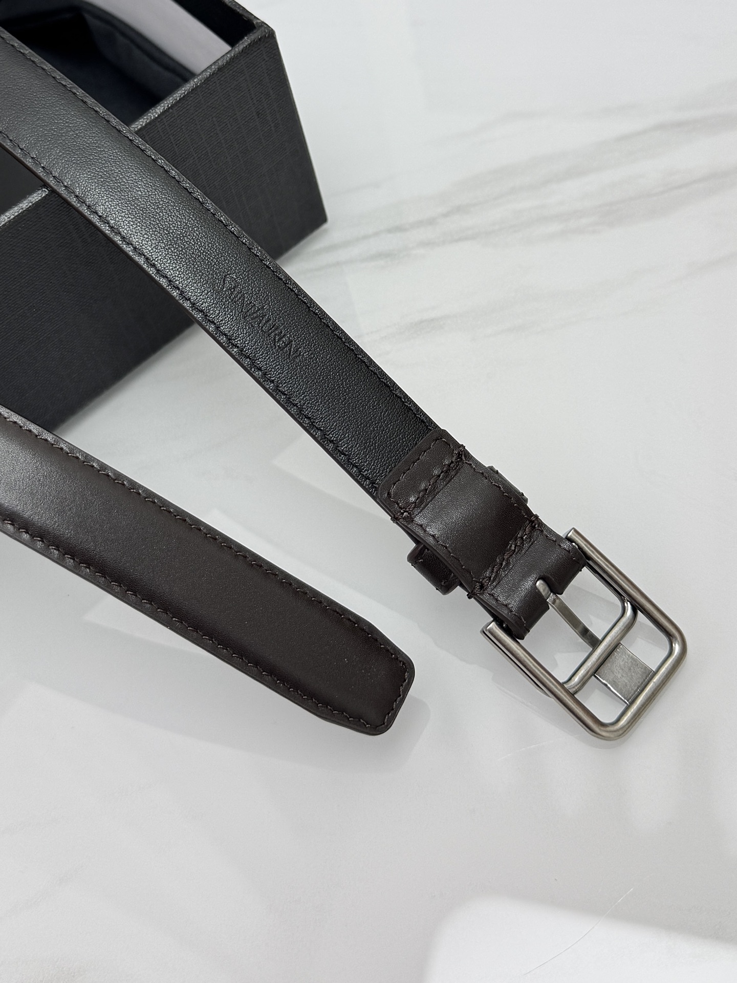 Saint Laurent 圣罗兰女士腰带皮带 原厂真金电渡扣头，意大利原厂皮，宽2.0cm，代购级。
