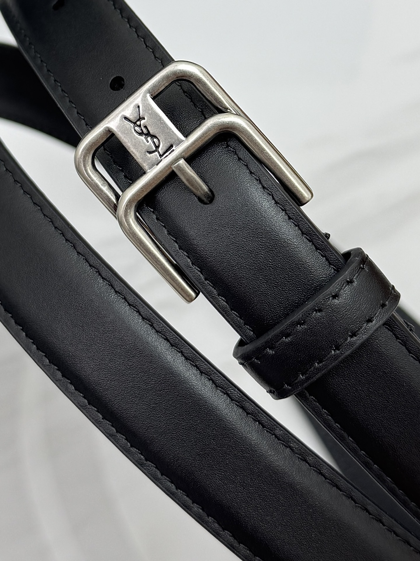 Saint Laurent 圣罗兰女士腰带皮带 原厂真金电渡扣头，意大利原厂皮，宽2.0cm，代购级。