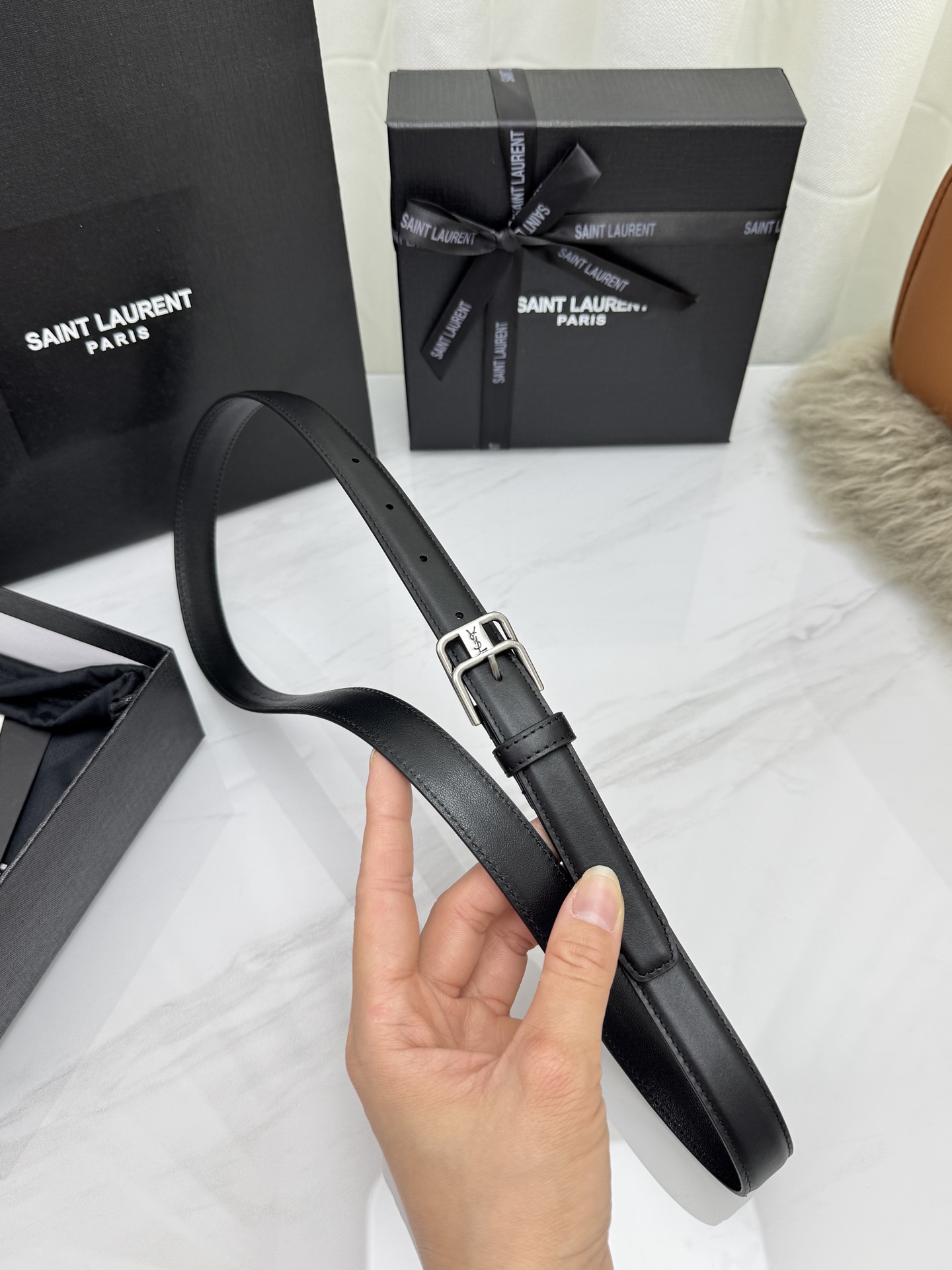 Saint Laurent 圣罗兰女士腰带皮带 原厂真金电渡扣头，意大利原厂皮，宽2.0cm，代购级。