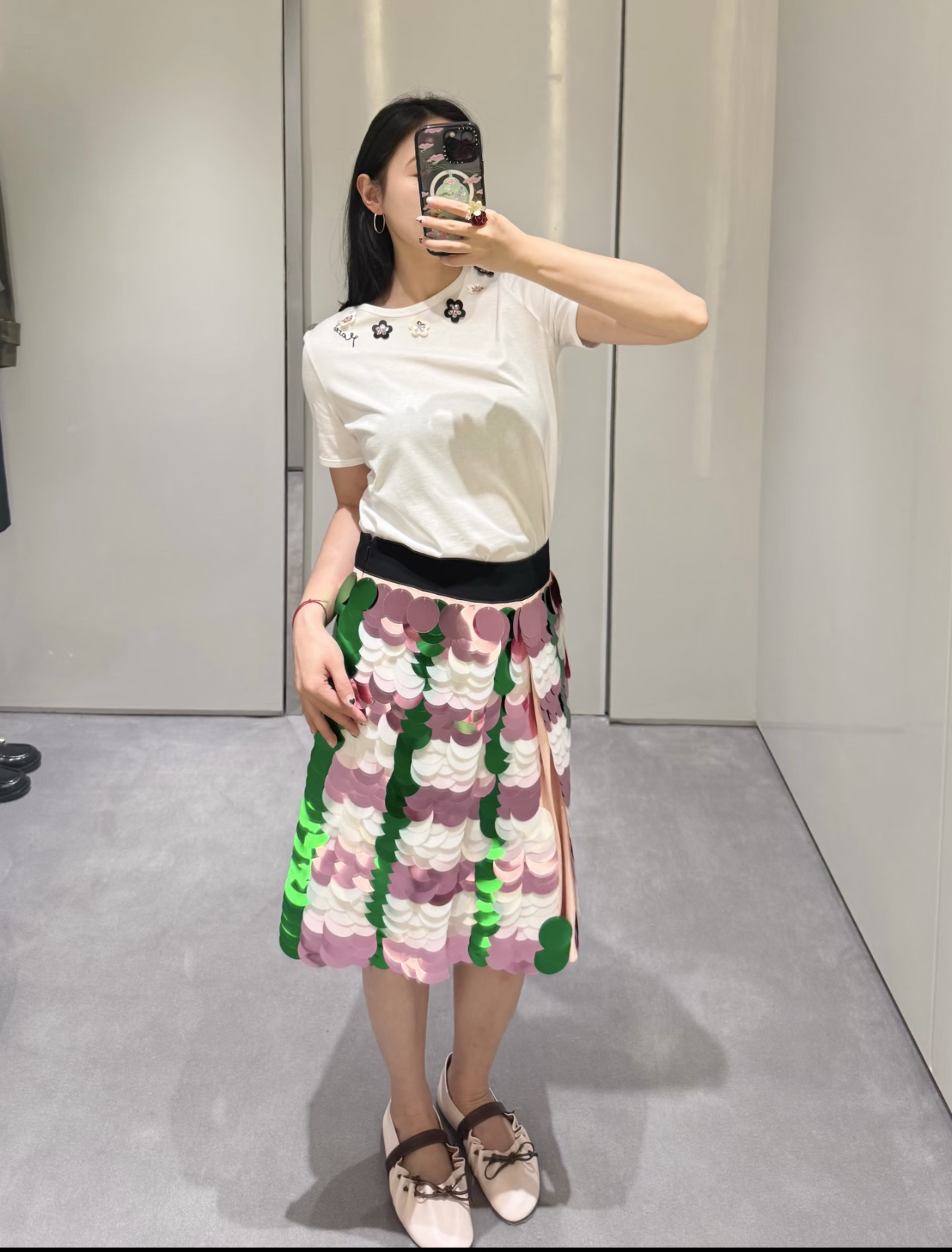 Marn 26夏季新款 花朵短袖T 领口点缀黑白花朵刺绣 细节精致 右肩”Marn品牌刺绣 辨识度满分 