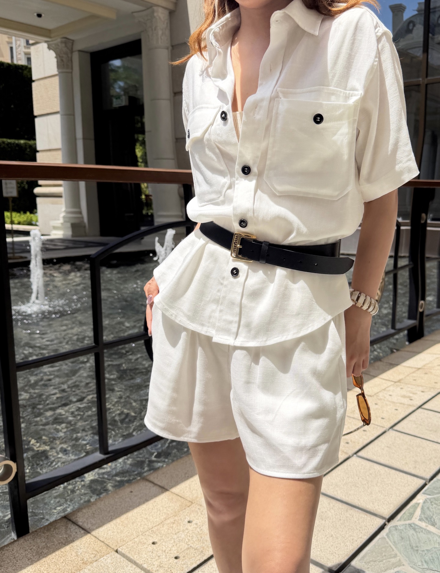LoroPiana 26夏季新款 亚麻阔腿短裤 高腰松紧设计 显腿长又修饰腰线 梨形身材友好  宽松阔腿