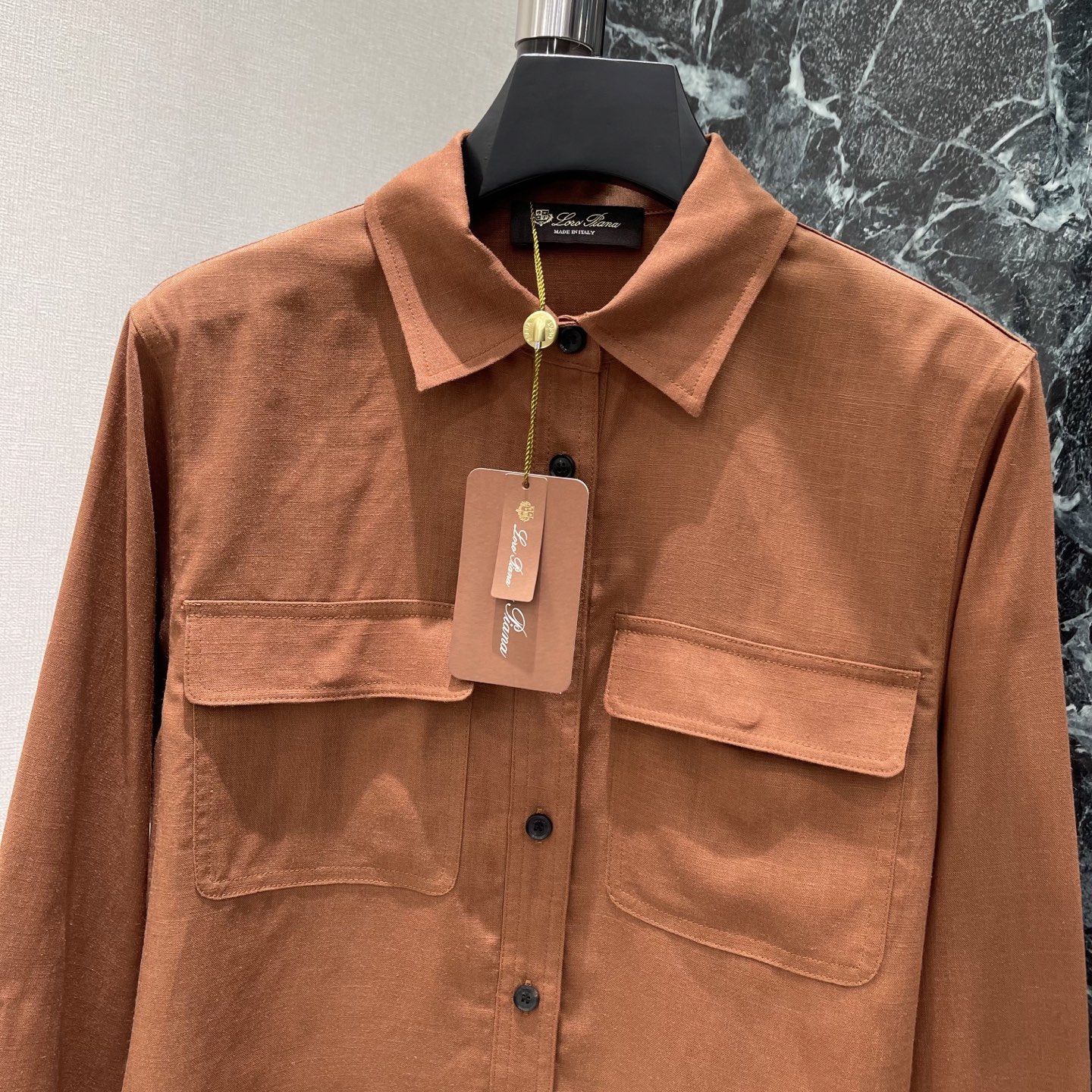 LP 夏季新款 亚麻长袖外套 采用高品质亚麻 轻盈透气 春夏穿超舒服!双口袋+立领设计 意式极简风格 低