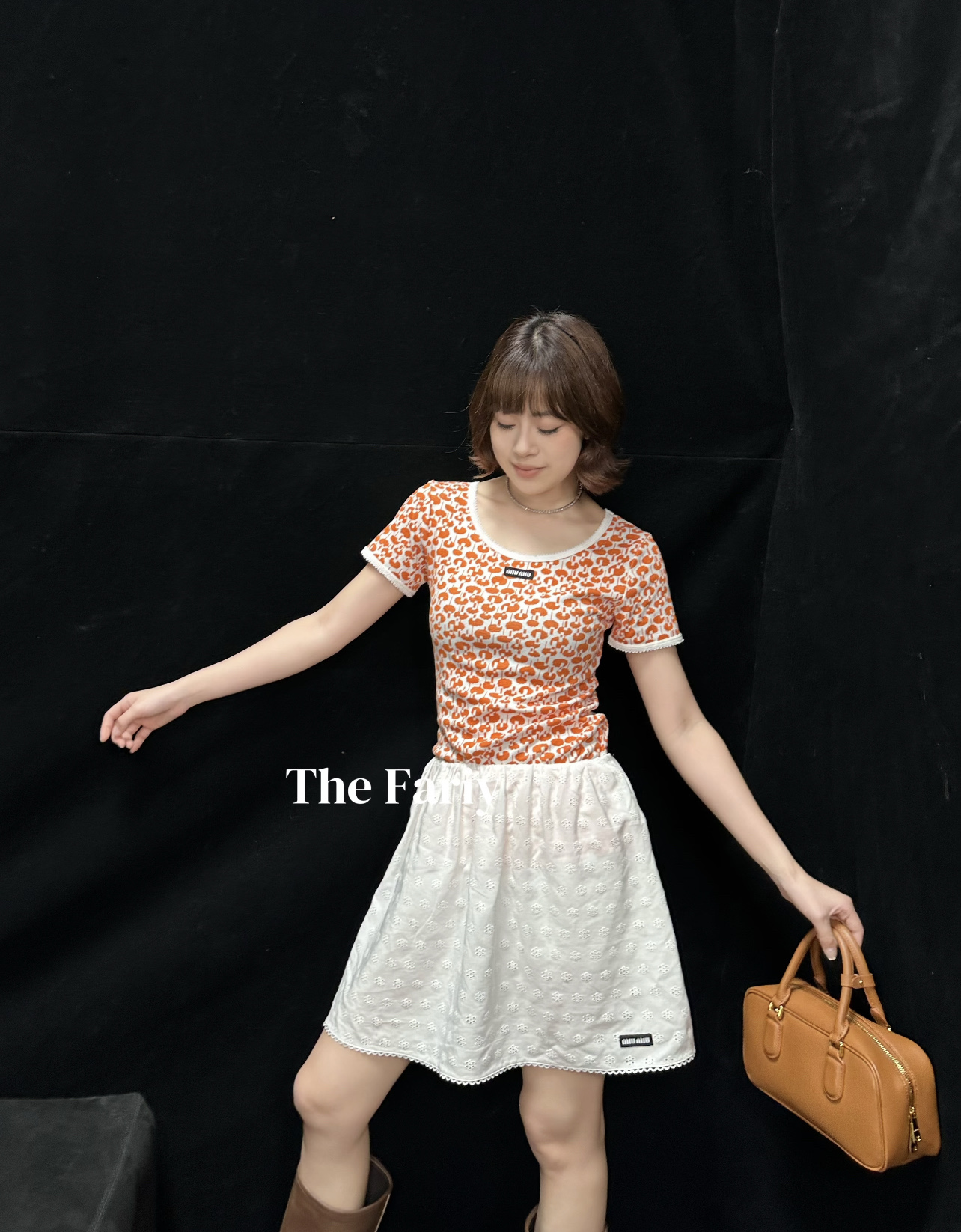 Miu 26夏季新款 碎花短袖T 趣味碎花图案 活力满满少女感爆棚 领口白色蕾丝边 细节精致 甜美加分 