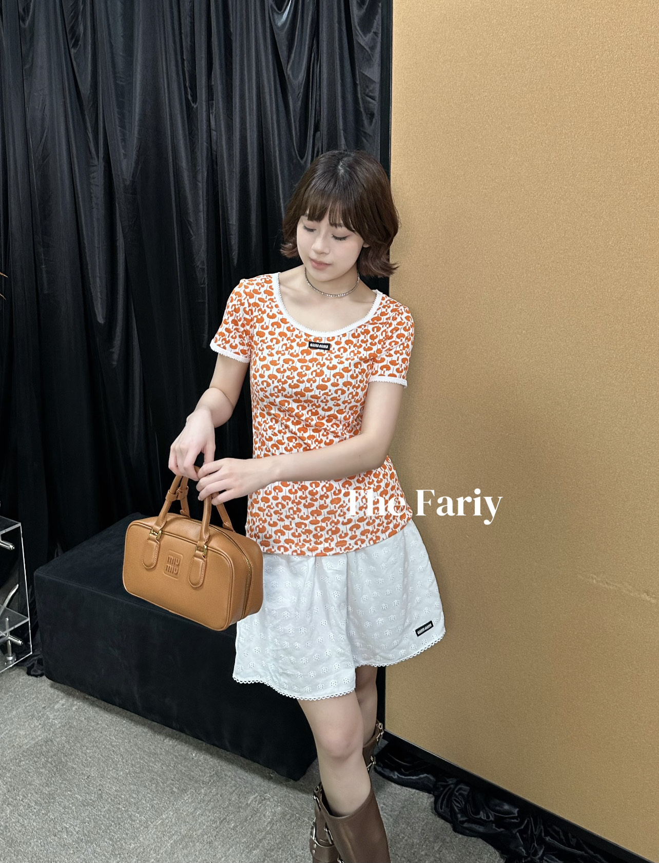 Miu 26夏季新款 碎花短袖T 趣味碎花图案 活力满满少女感爆棚 领口白色蕾丝边 细节精致 甜美加分 