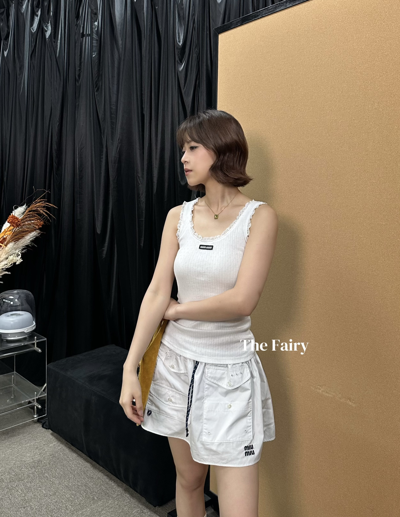 Miu 26夏季新款 蕾丝花边背心 领口袖口蕾丝花边设计 复古又精致 细节满分 可可棕色显白 黄皮也能轻
