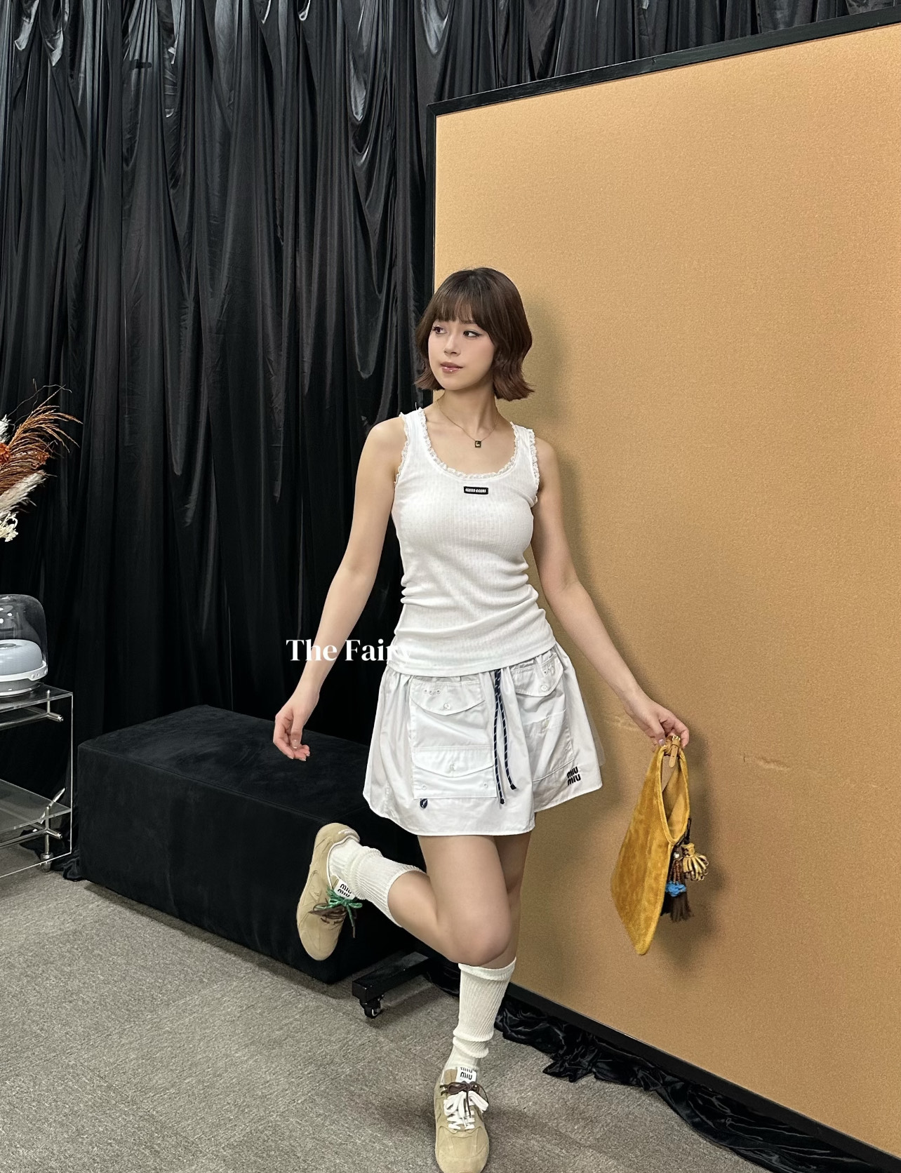 Miu 26夏季新款 蕾丝花边背心 领口袖口蕾丝花边设计 复古又精致 细节满分 可可棕色显白 黄皮也能轻