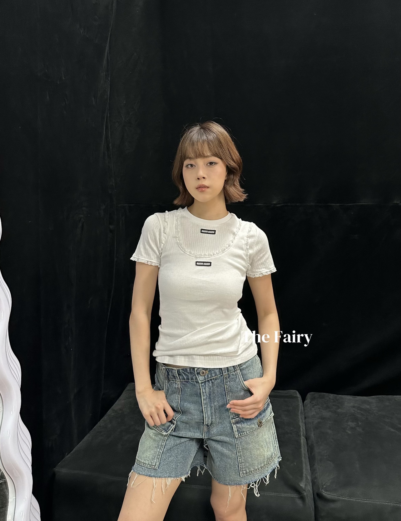 Miu 26夏季新款 蕾丝花边短袖 袖口蕾丝花边设计 复古又精致 细节满分 可可棕色显白 黄皮也能轻松驾