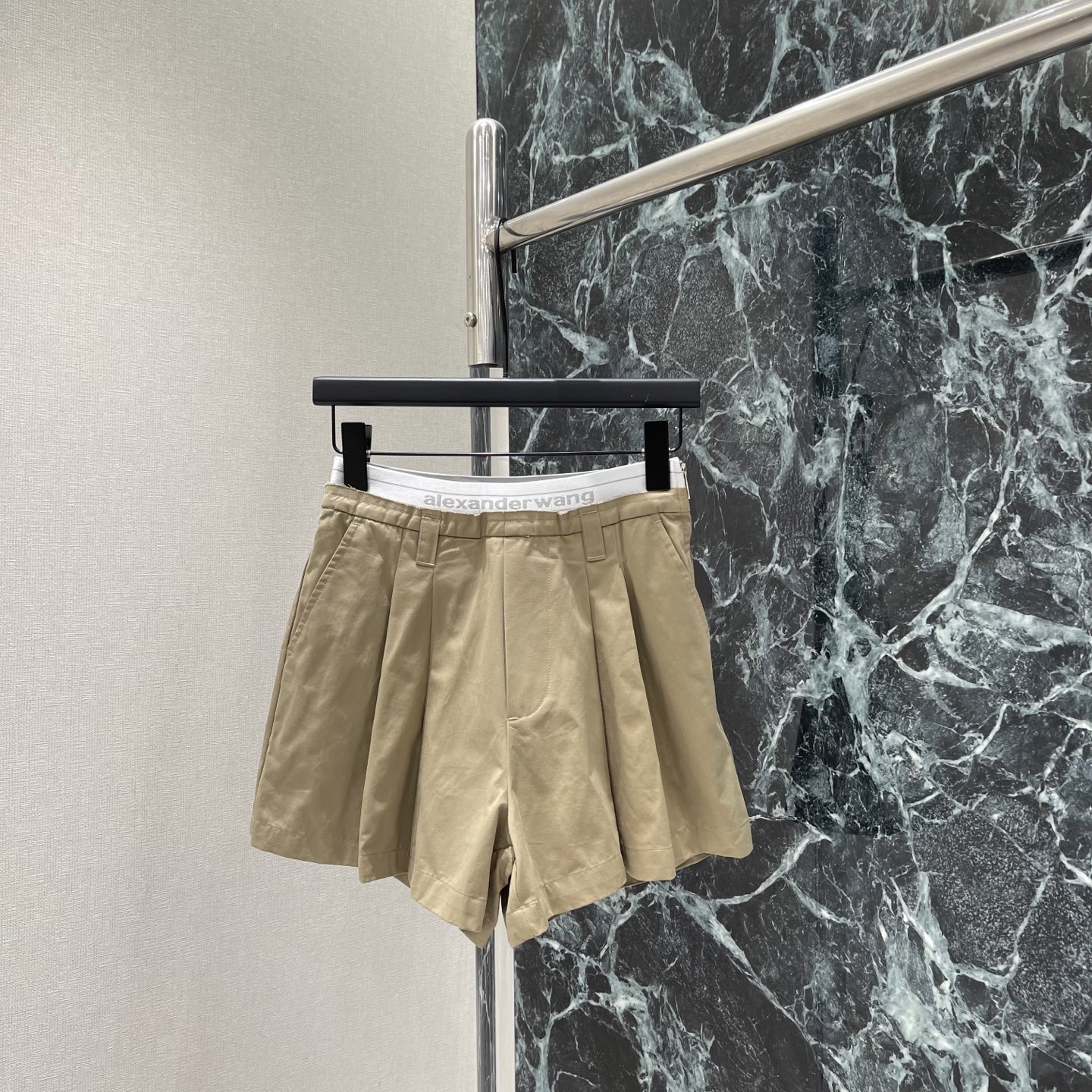 大王 26夏季新款 百褶裙裤 高腰松紧设计 贴合又自在 百褶裙裤廓形层次感满满 修饰腿型超显瘦 随便配T