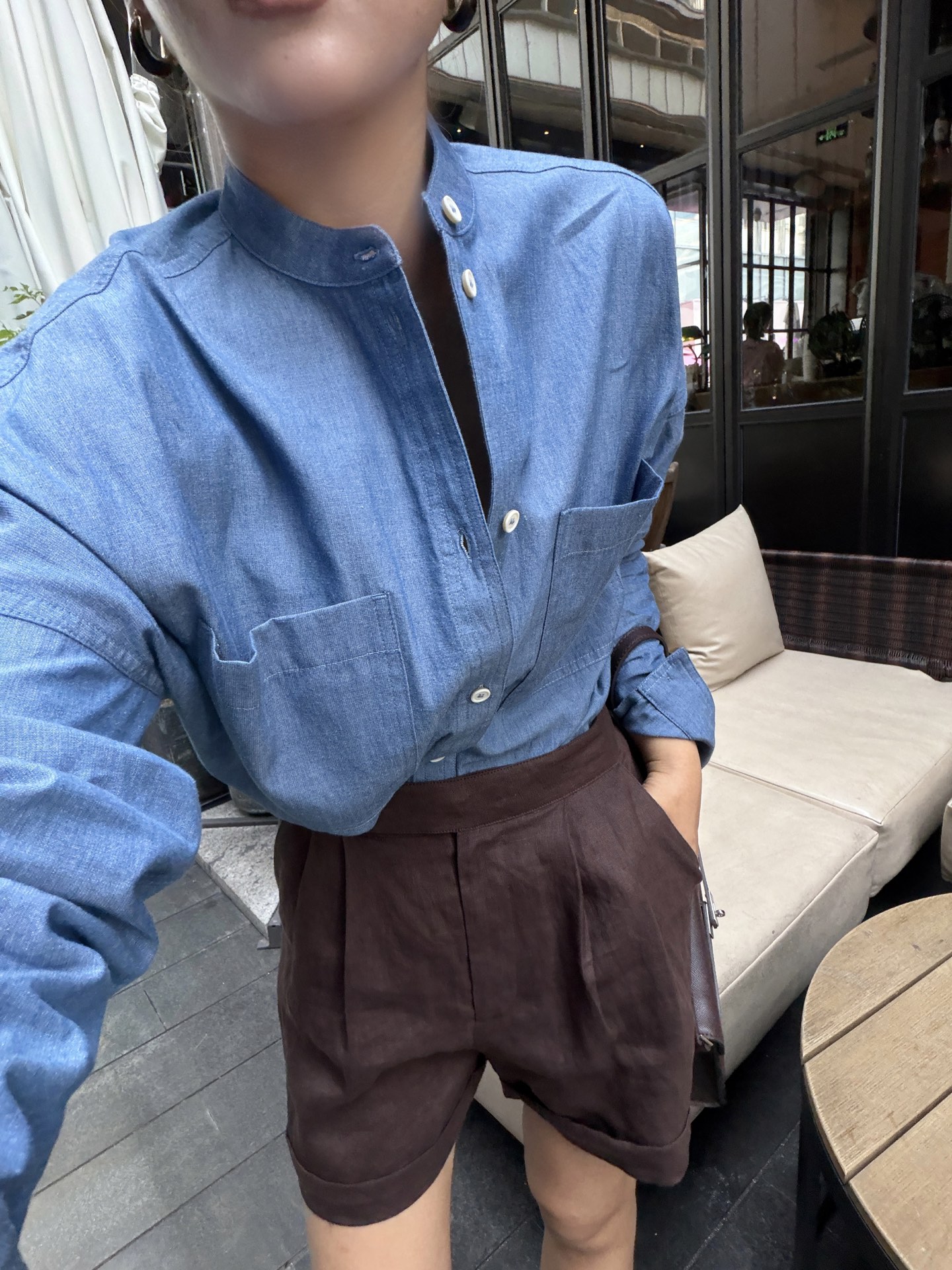 LoroPiana 26春夏新款 软牛仔衬衫 小立领+双胸袋设计 简约又有细节感 宽松版型 单穿or叠搭