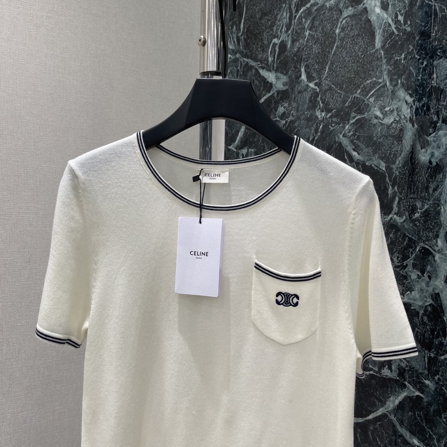 CE 26夏季新款 针织短袖T恤 口袋刺绣 细节感满满 胸前小口袋配品牌刺绣Logo 辨识度up 圆领+