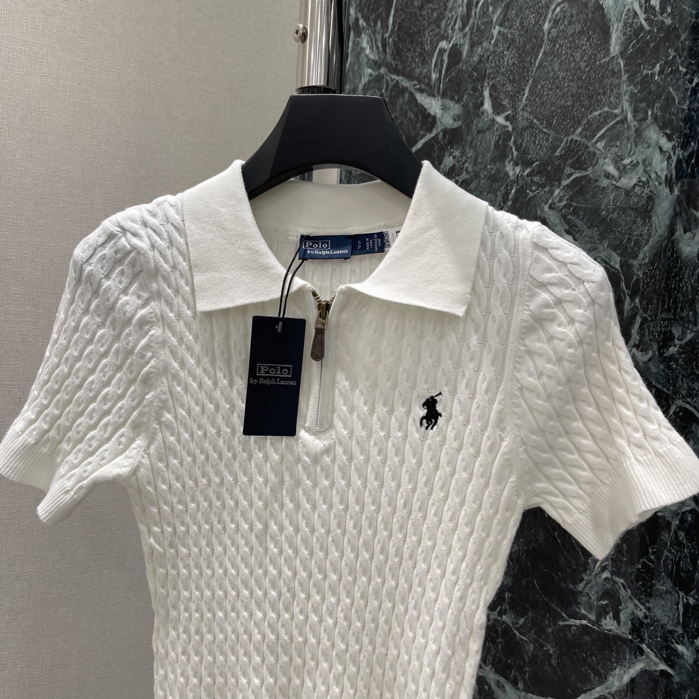 拉夫 26夏季新款 针织Polo衫 经典白色麻花绞花纹理 春夏穿超舒服!翻领+半开拉链设计 学院风满满 