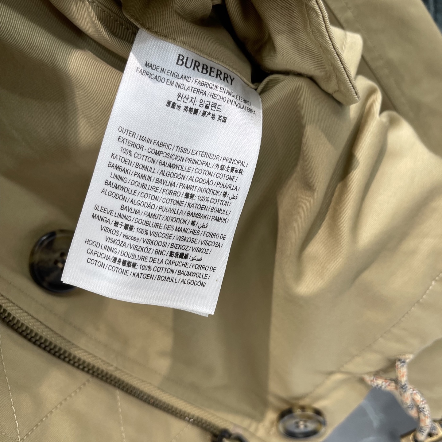BBR 26早秋新款 短款夹克 经典格纹内衬+金属排扣，英伦风满满 连帽设计实用又时髦 短款剪裁优化身材