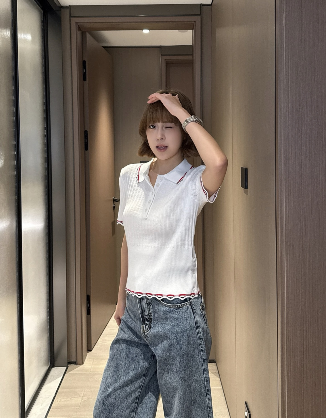 TB 26早秋新款 撞色针织短袖 红白蓝撞色条纹点缀领口和袖口 学院风满满 正肩剪裁+收腰设计 显瘦又修