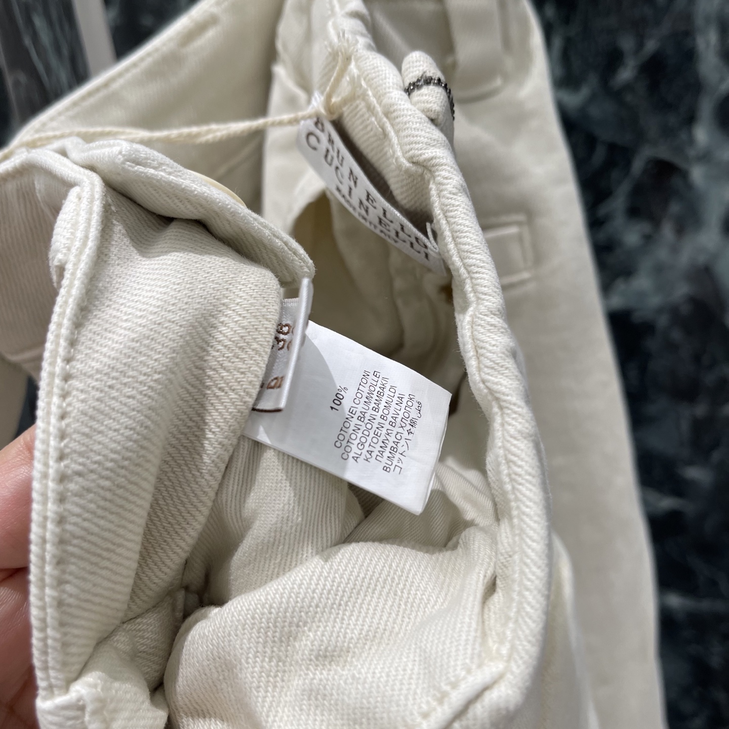 BC 26早秋新款 阔腿裤牛仔裤 高腰+阔腿直筒设计 显瘦显腿长 轻松修饰腿型 米白色百搭，通勤休闲度假都能轻松驾驭 搭