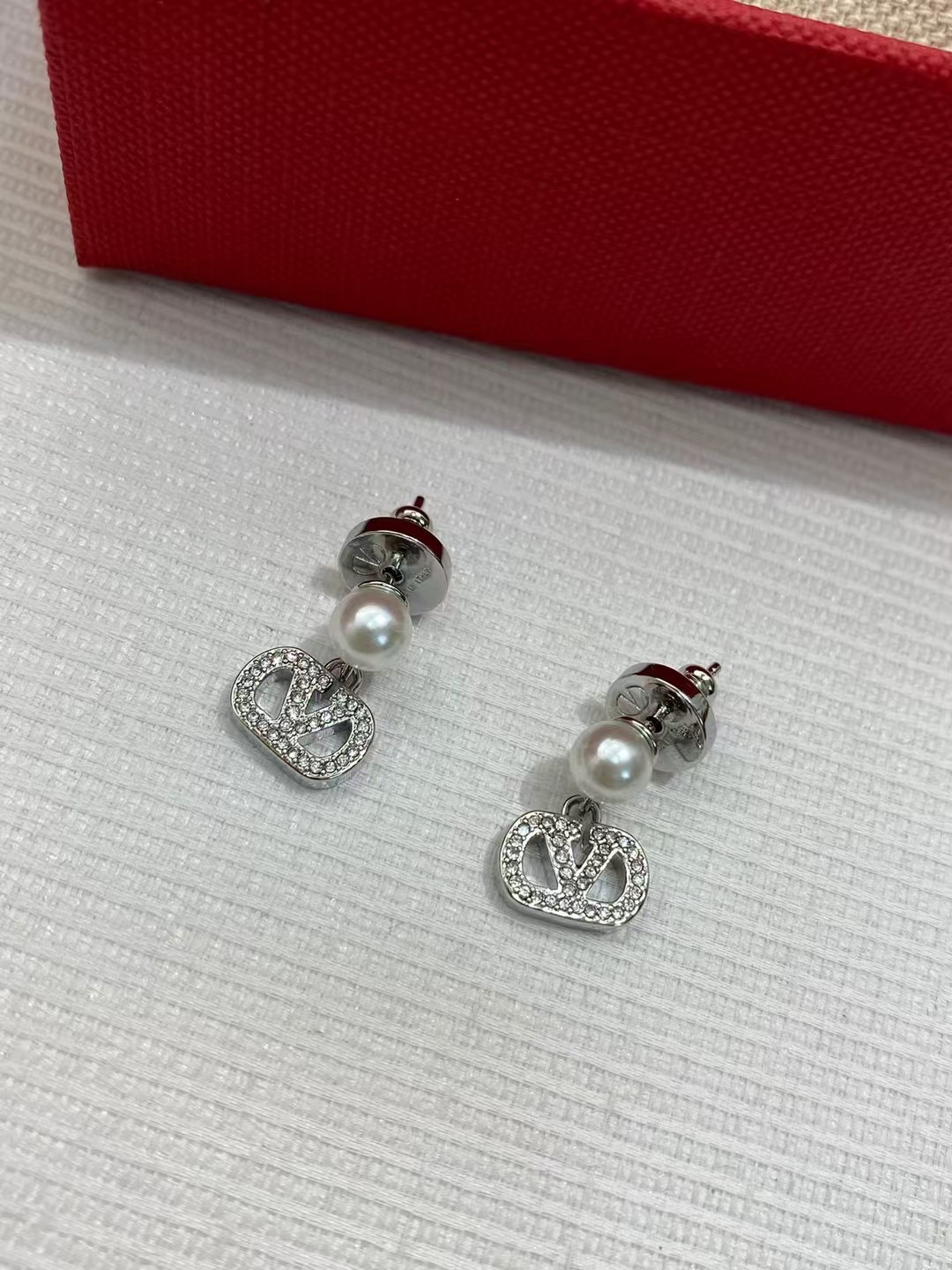발렌티노 진주 장식 은색 귀걸이 63707 이미지 5