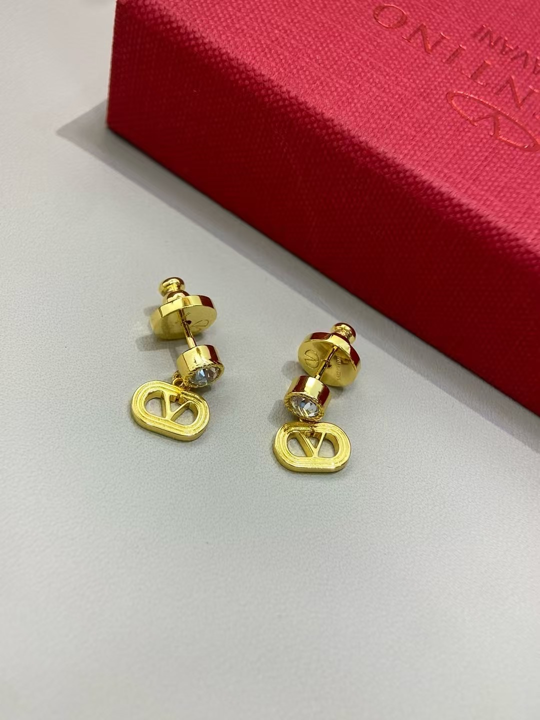 발렌티노 메탈 스터드 다이아몬드 장식 귀걸이 63705 이미지 5