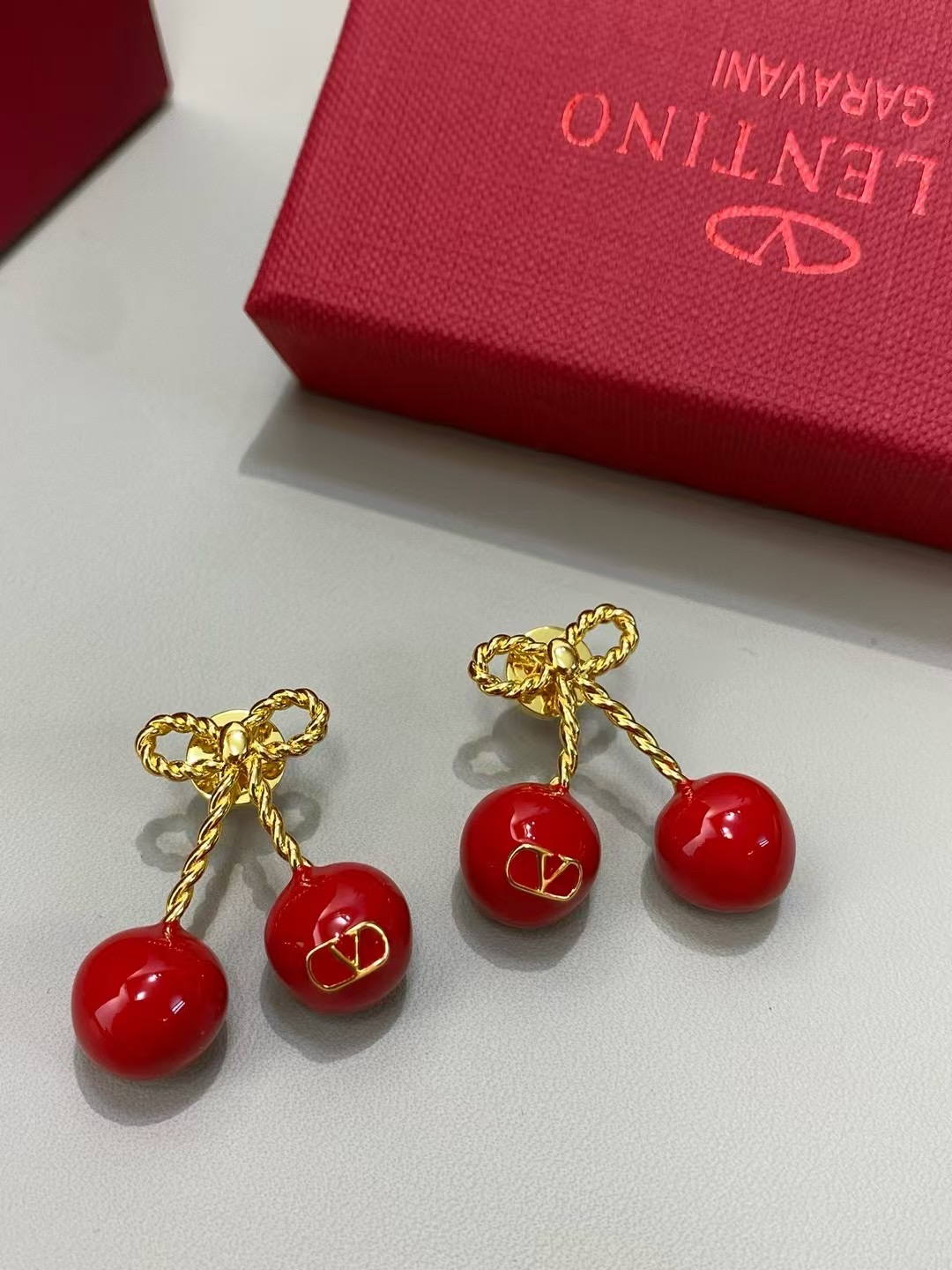 발렌티노 벚꽃 에나멜 귀걸이 63704 이미지 4