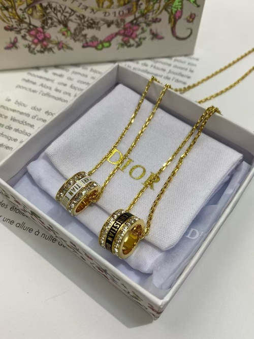 Di0R 25 Letter Necklace-Chic and Simple Design,Great Daily Outfit 1 Di0R 25 Letter Necklace-Chic and Simple Design,Great Daily Outfit