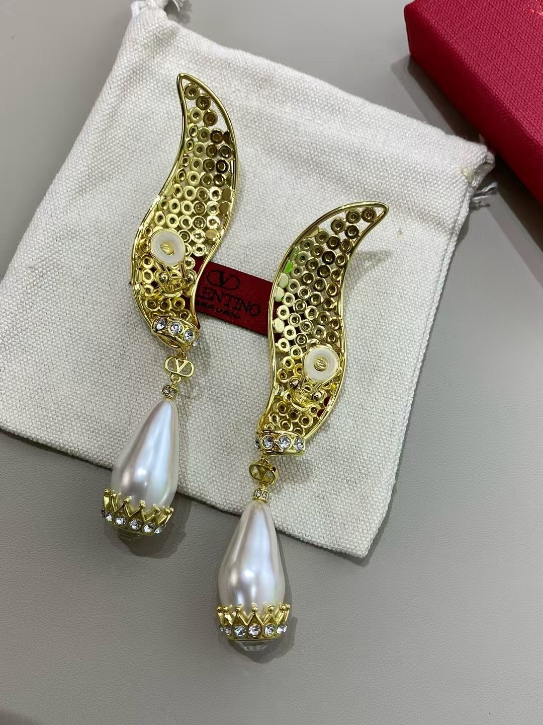 발렌티노 크리스탈 진주 펜던트 숄더 클립 귀걸이 63697 이미지 4