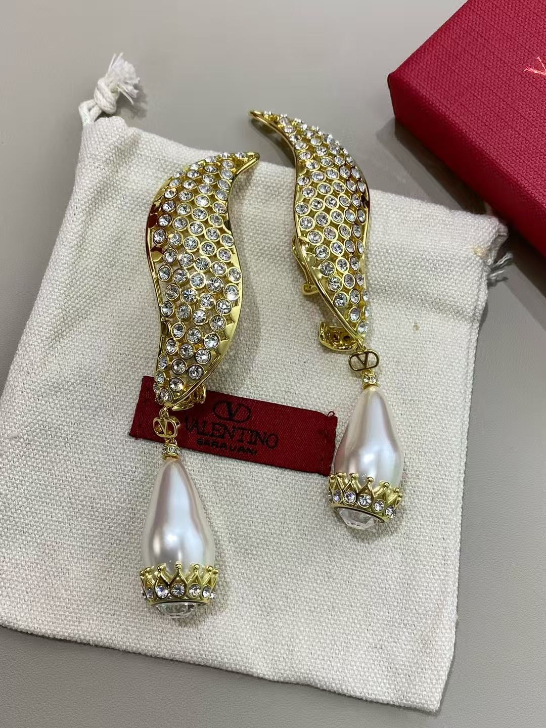 발렌티노 크리스탈 진주 펜던트 숄더 클립 귀걸이 63697 이미지 3