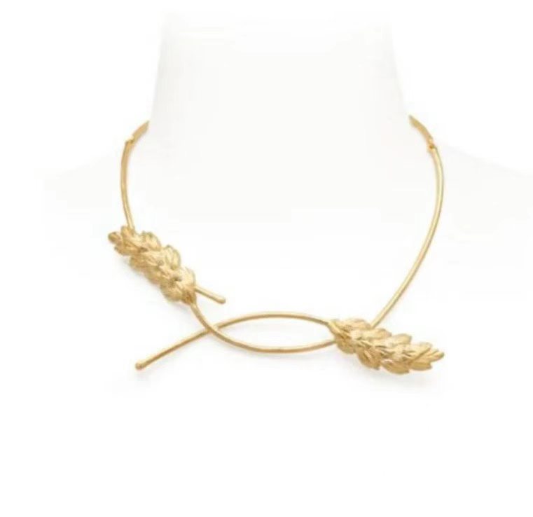 NO:766066,88350【New Product Sharing】Ch@nel New 26s Wheat Ear Necklace. Light gold metal texture combined with double wheat ear shape. Brand cc is not too personal yet very noble. It is chic and looks good on anyone who wears it!  The same brass material!  ,,necklace,Cardia high-end jewelry1986090988350【新品分享】 Ch@nel 新款26s麦穗项链 浅金色金属感结合双麦穗造型、品牌cc简直不要太个性又很贵气,个性别致谁戴谁好看！ 一样黄铜材质！,,necklace,卡迪亚高端饰品,Jewelry