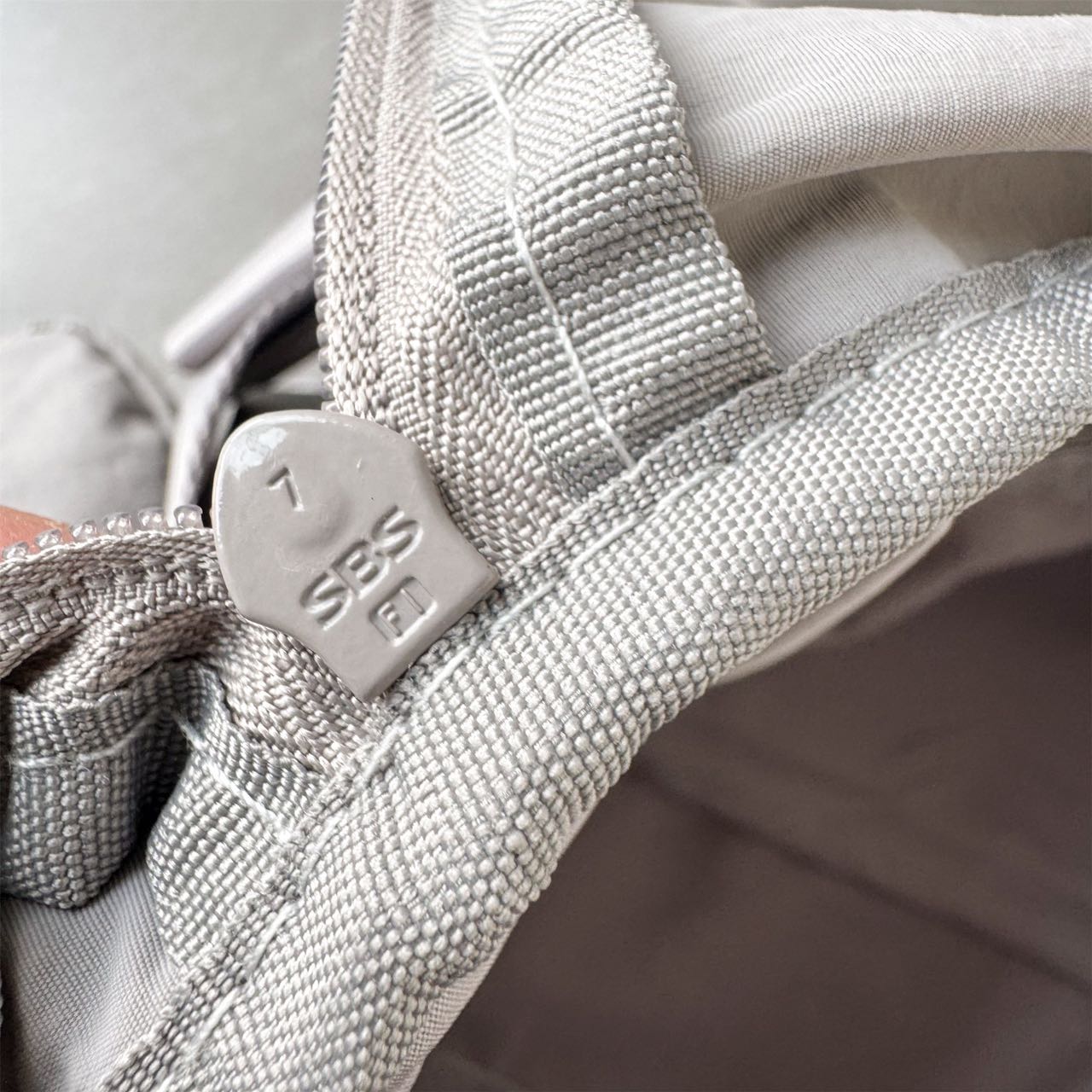 KOLON SPORT Bolso de Viaje Unisex: Amplio, Duradero y Resistente al Agua 10 i1752670371466 1859 0 8