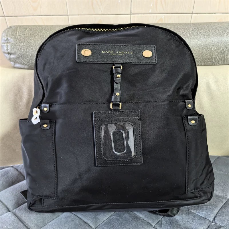 Marc Jacobs ～新 mj黑色大容量防水尼龙布单肩 双肩包
