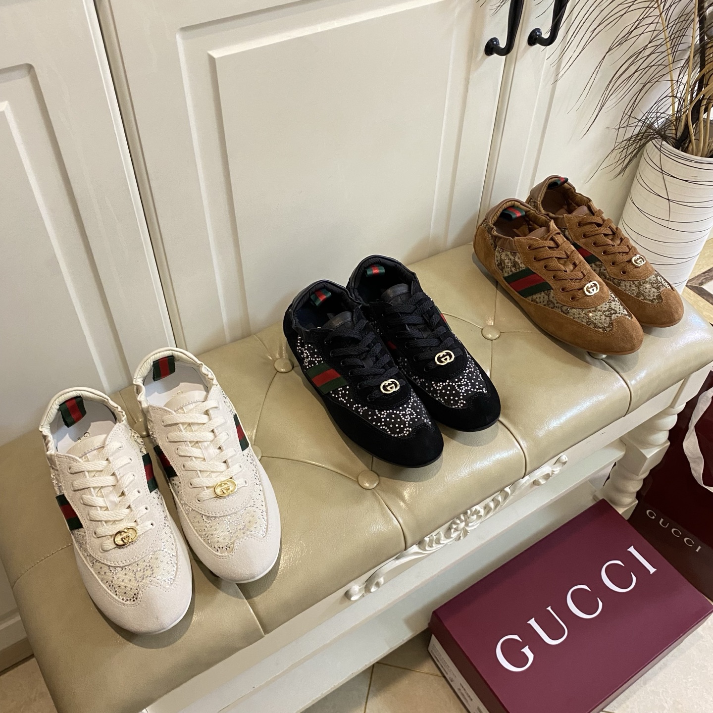 NO:757505,, top quality, Gucci casual shoes, anti-suede patchwork fabric surface with rhinestones, sheepskin and rebound latex pads, comfortable and refreshing, original private model TPU outsole, size 35-40, casual shoes/sports shoes, gucci, sneakers, sheepskin19860909,顶级品质,古奇Gucci休闲鞋,反绒面拼布面烫钻,羊皮拼回弹乳胶垫,舒适清爽,原版私模TPU大底,35-40码,休闲鞋/运动鞋,gucci,sneakers,sheepskin,Women's Shoes