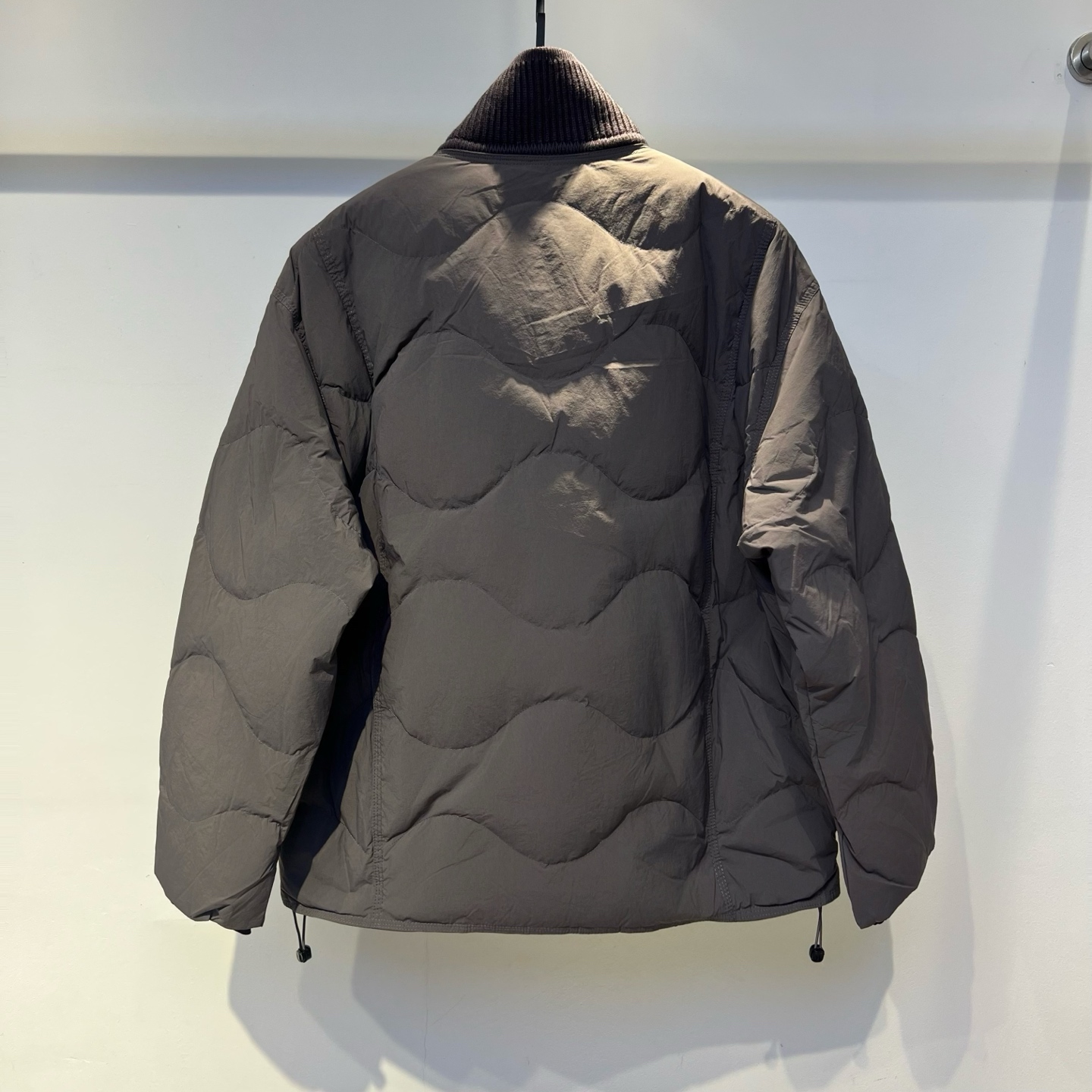 羽绒服 鸟 2025冬季新款羽绒服 加厚冬季保暖神器 走秀款 最近图案搭配假两件设计 简单百搭经典 细节