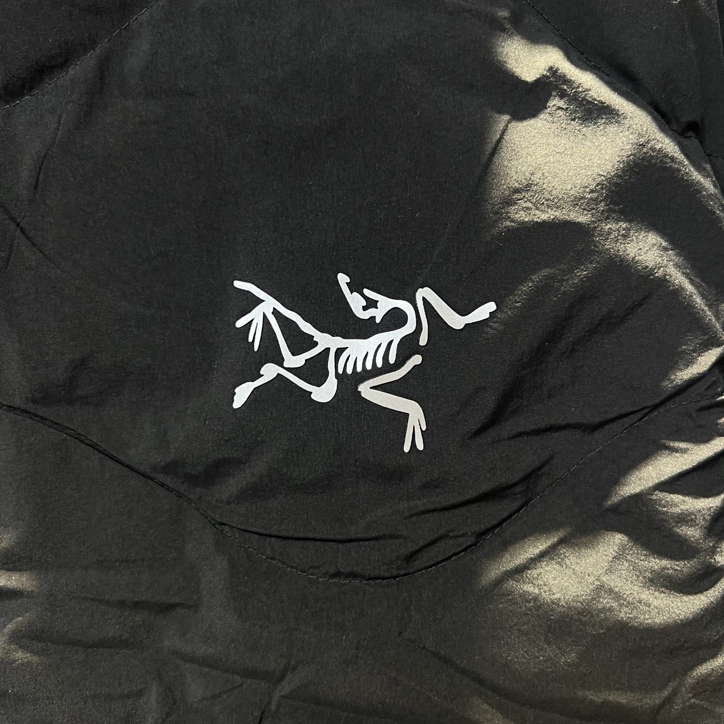 羽绒服 鸟 2025冬季新款羽绒服 加厚冬季保暖神器 走秀款 最近图案搭配假两件设计 简单百搭经典 细节