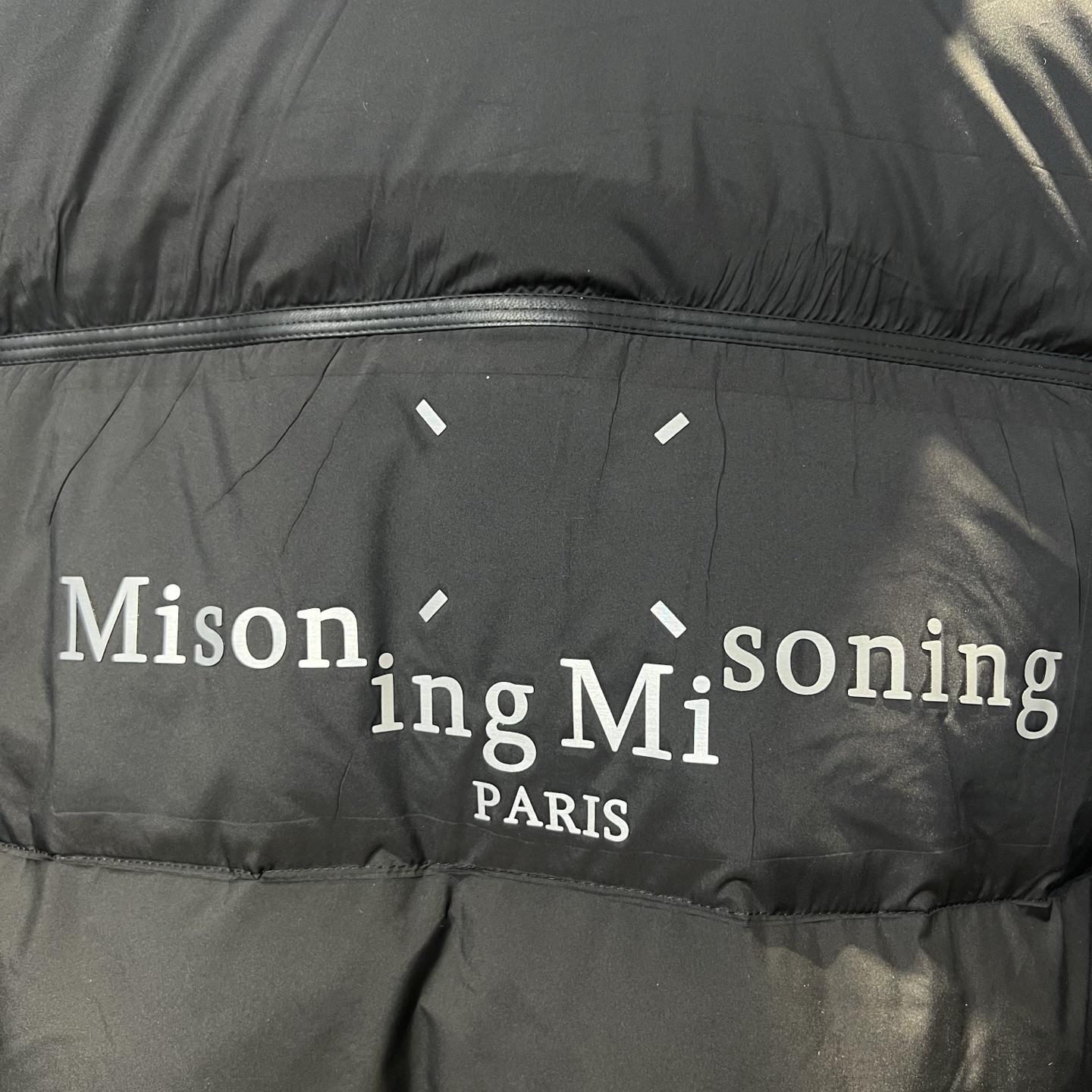 羽绒服 马j拉 2025冬季新款羽绒服 加厚冬季保暖神器 走秀款 最近图案搭配假两件设计 简单百搭经典 