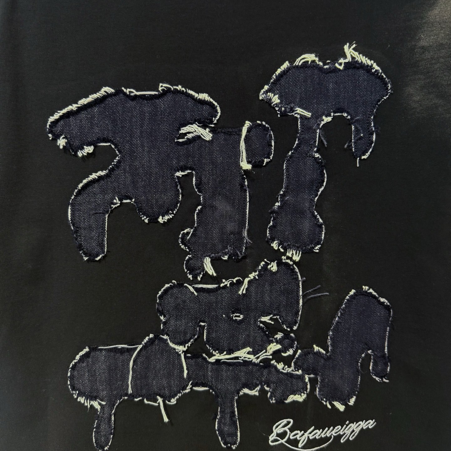 驴家 2026夏季新款短袖 走秀款 今年最新最设计 非常洋气 独家定制原版面料 最新图案搭配牛仔布设计 